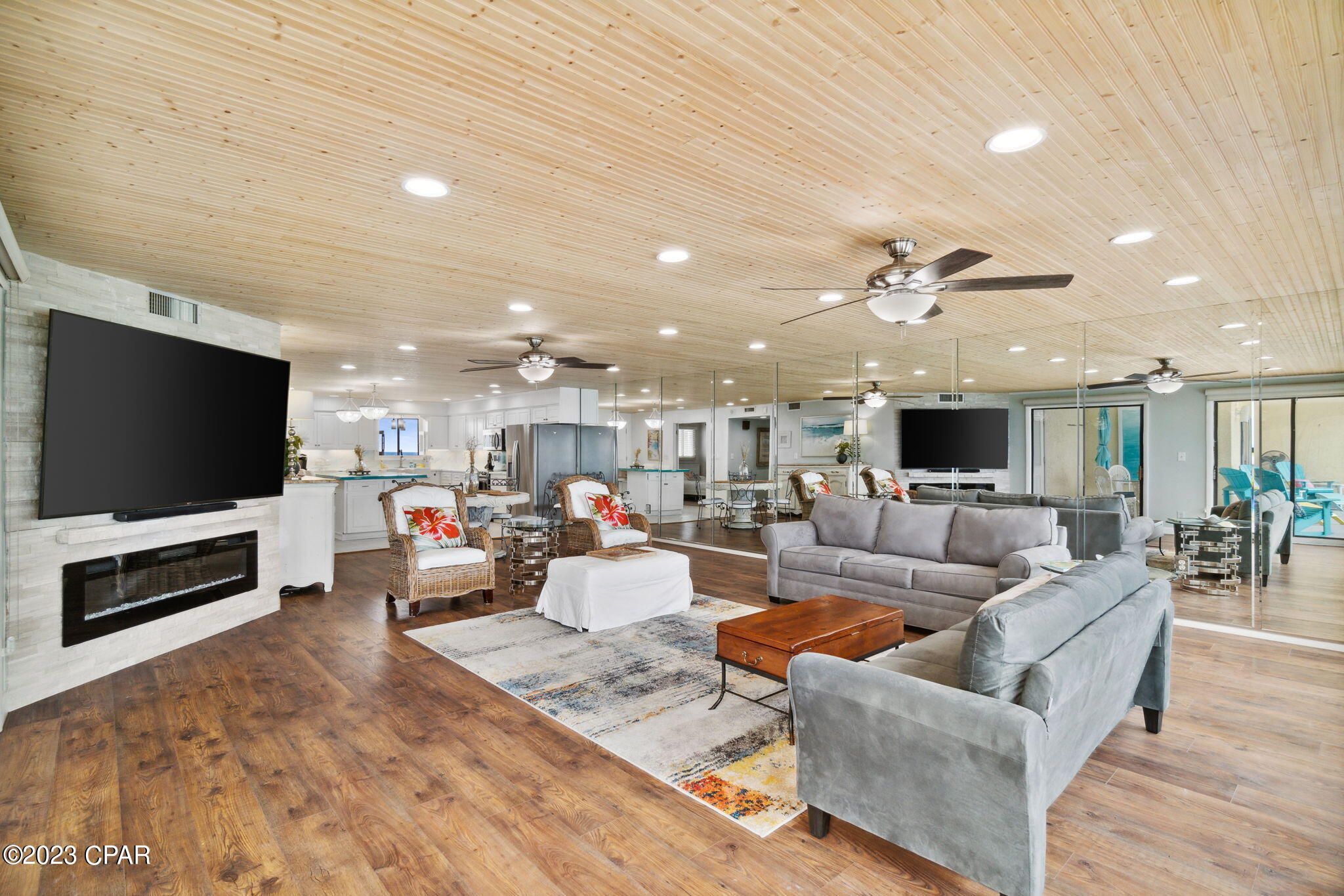 Regency Towers - Residential