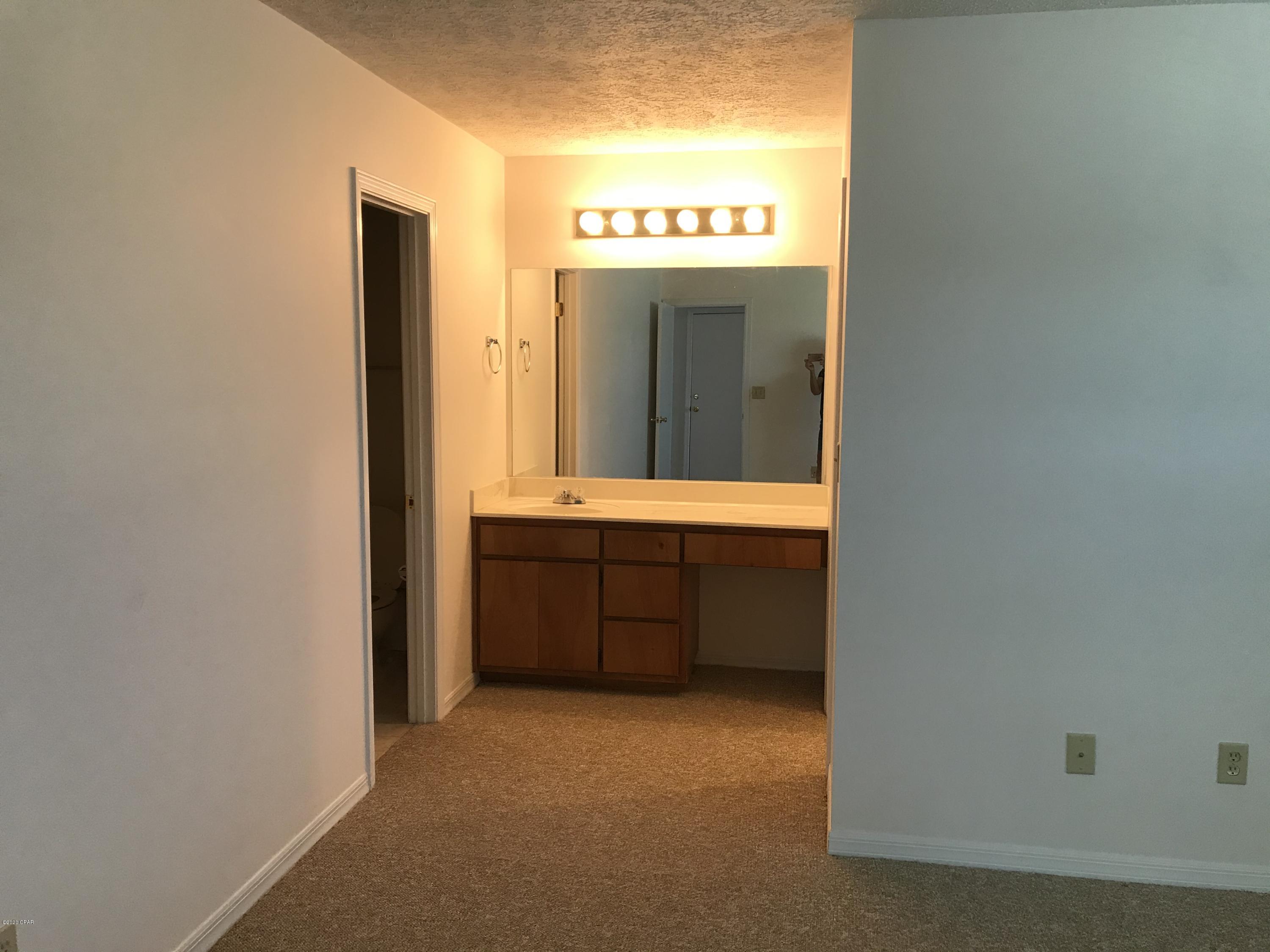 Venetian Villa - Residential