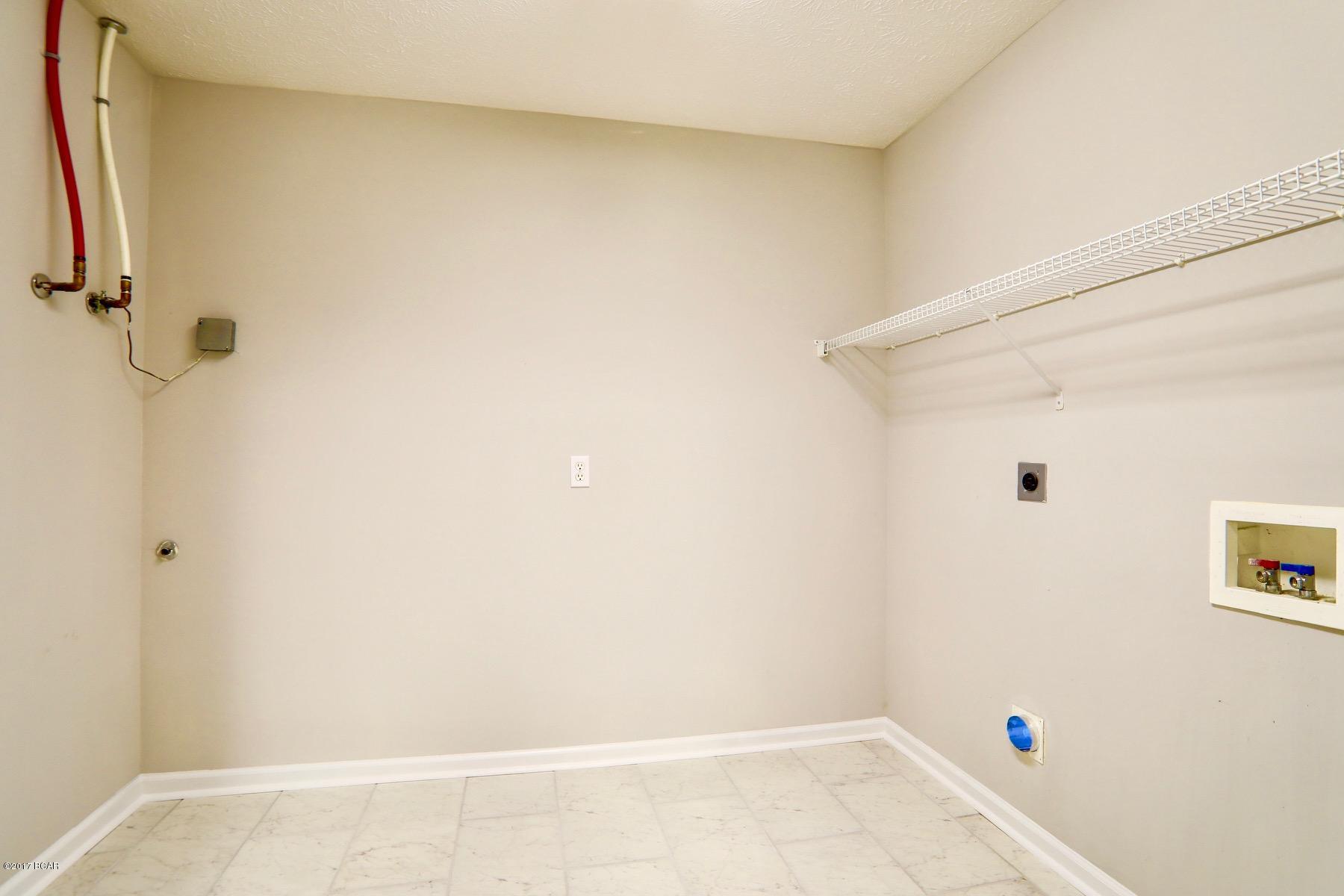 Britton Woods - Residential