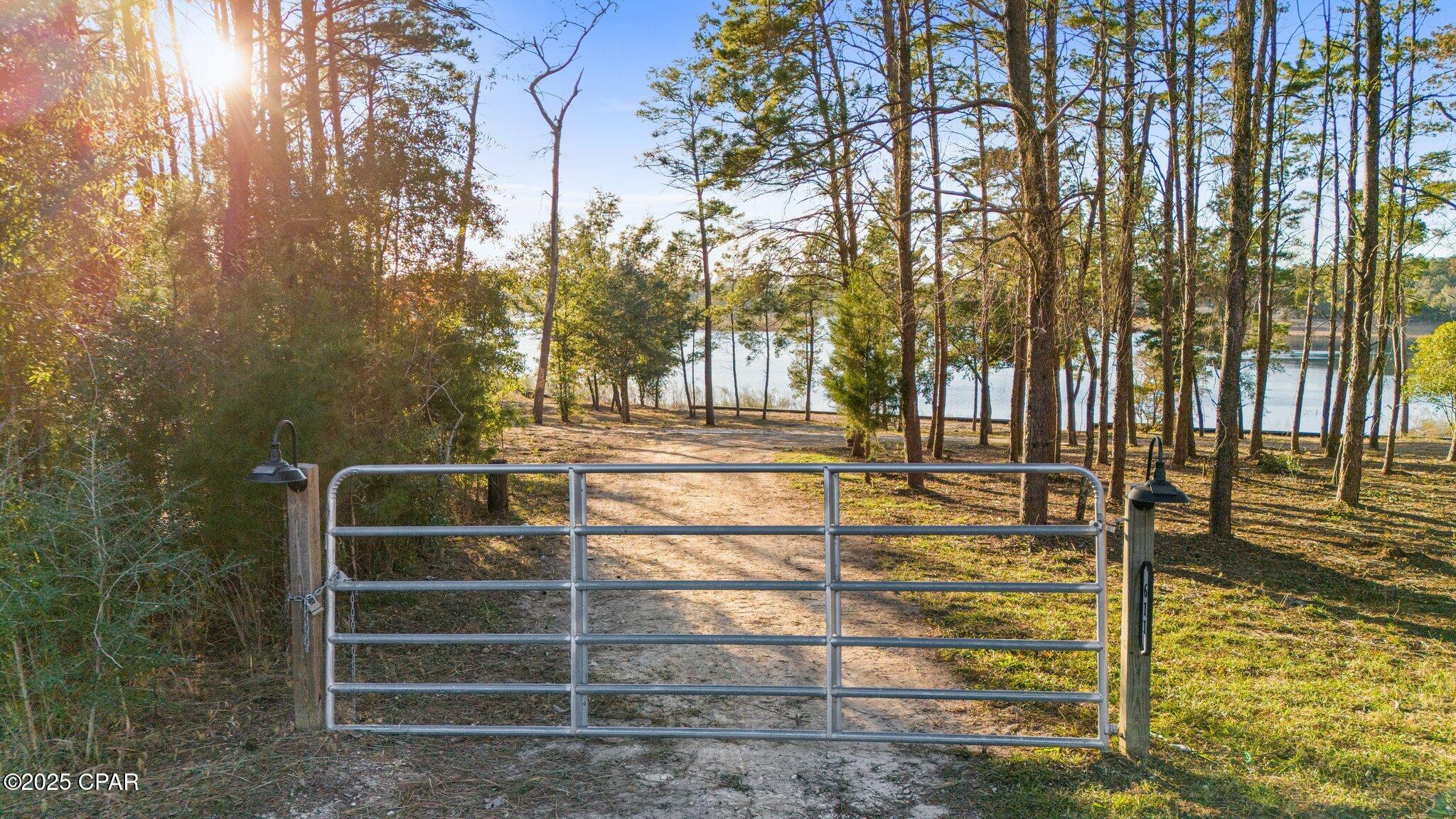 [No Recorded Subdiv] - Land