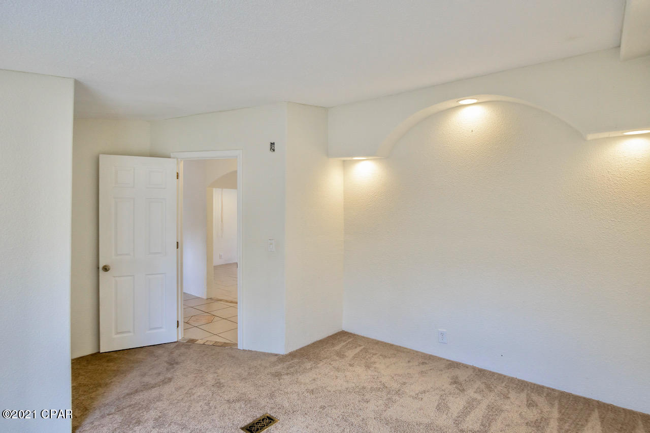 Burnt Mill Creek - Residential