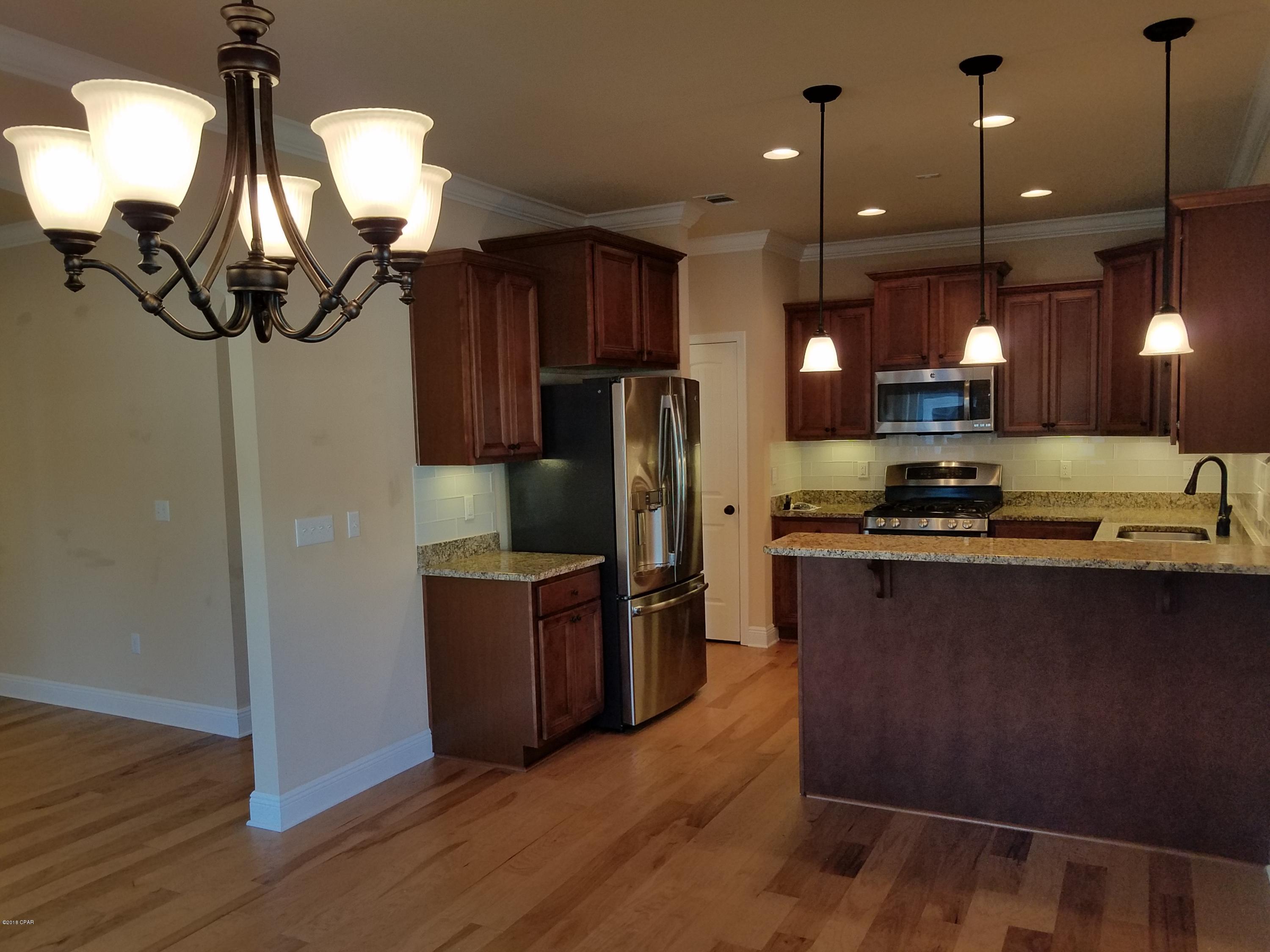 Magnolia Bay Club - Residential