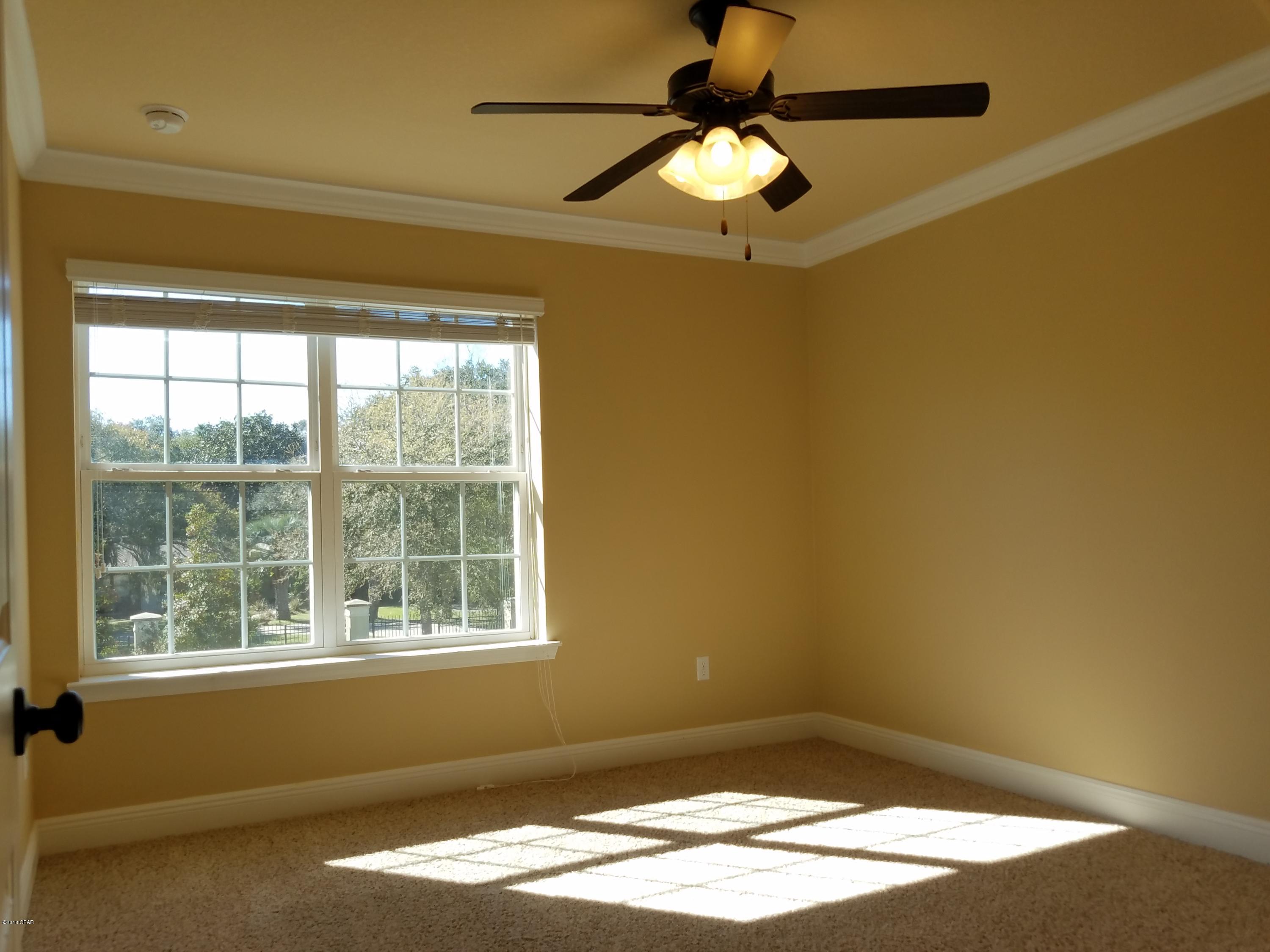 Magnolia Bay Club - Residential