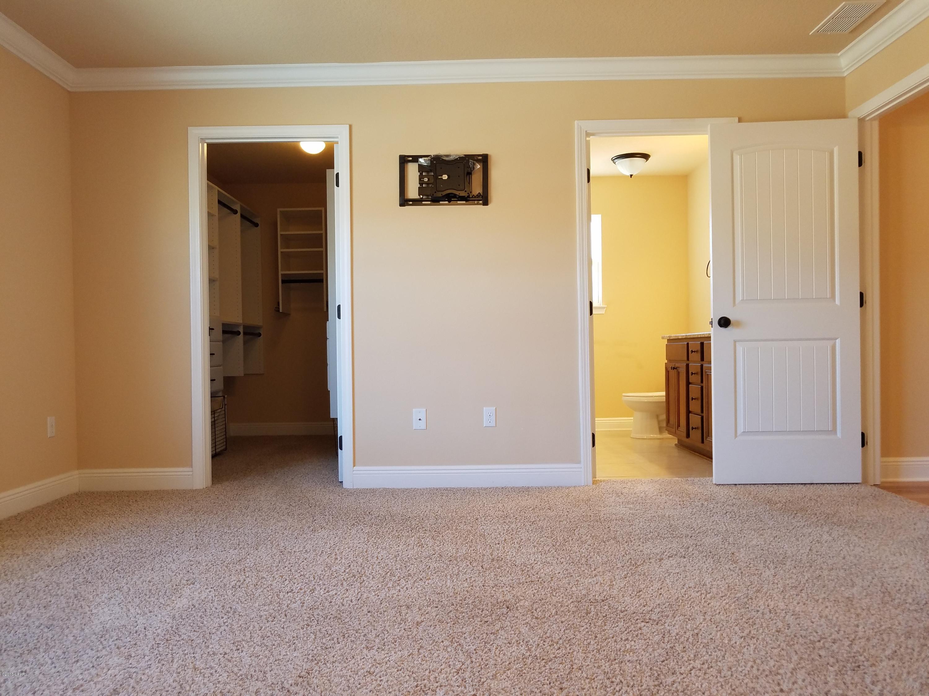 Magnolia Bay Club - Residential