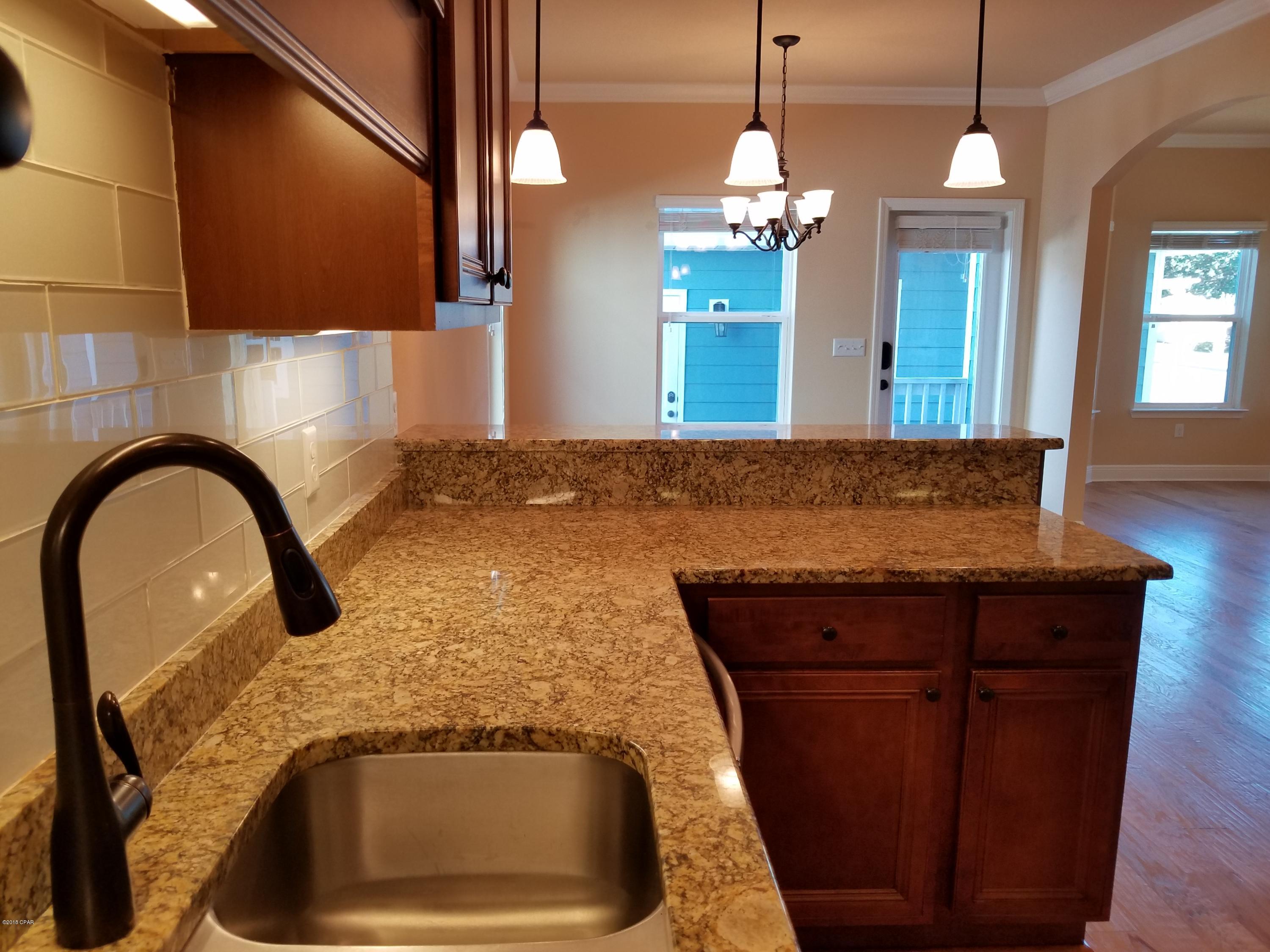 Magnolia Bay Club - Residential