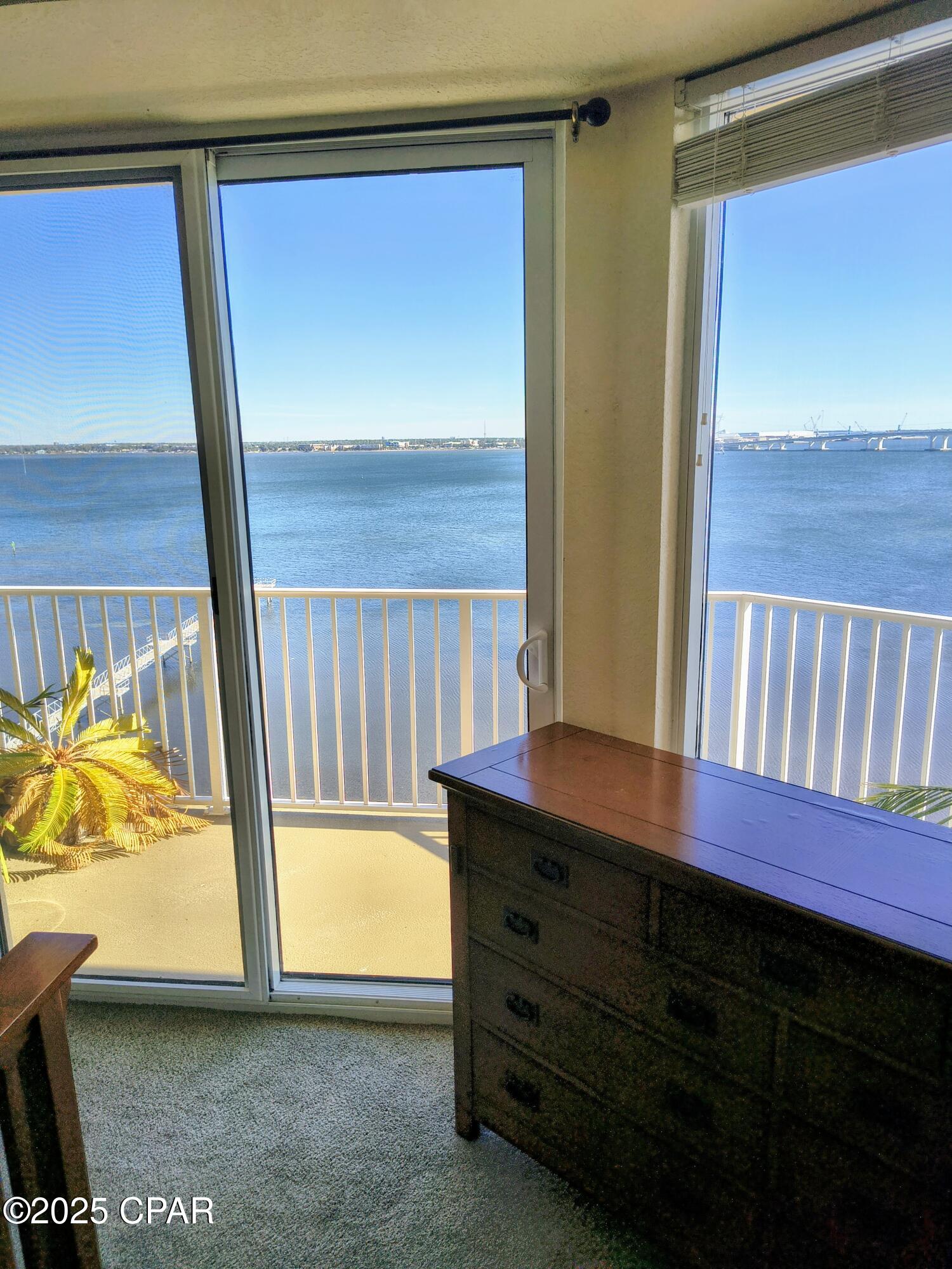 Hibiscus By The Bay - Residential