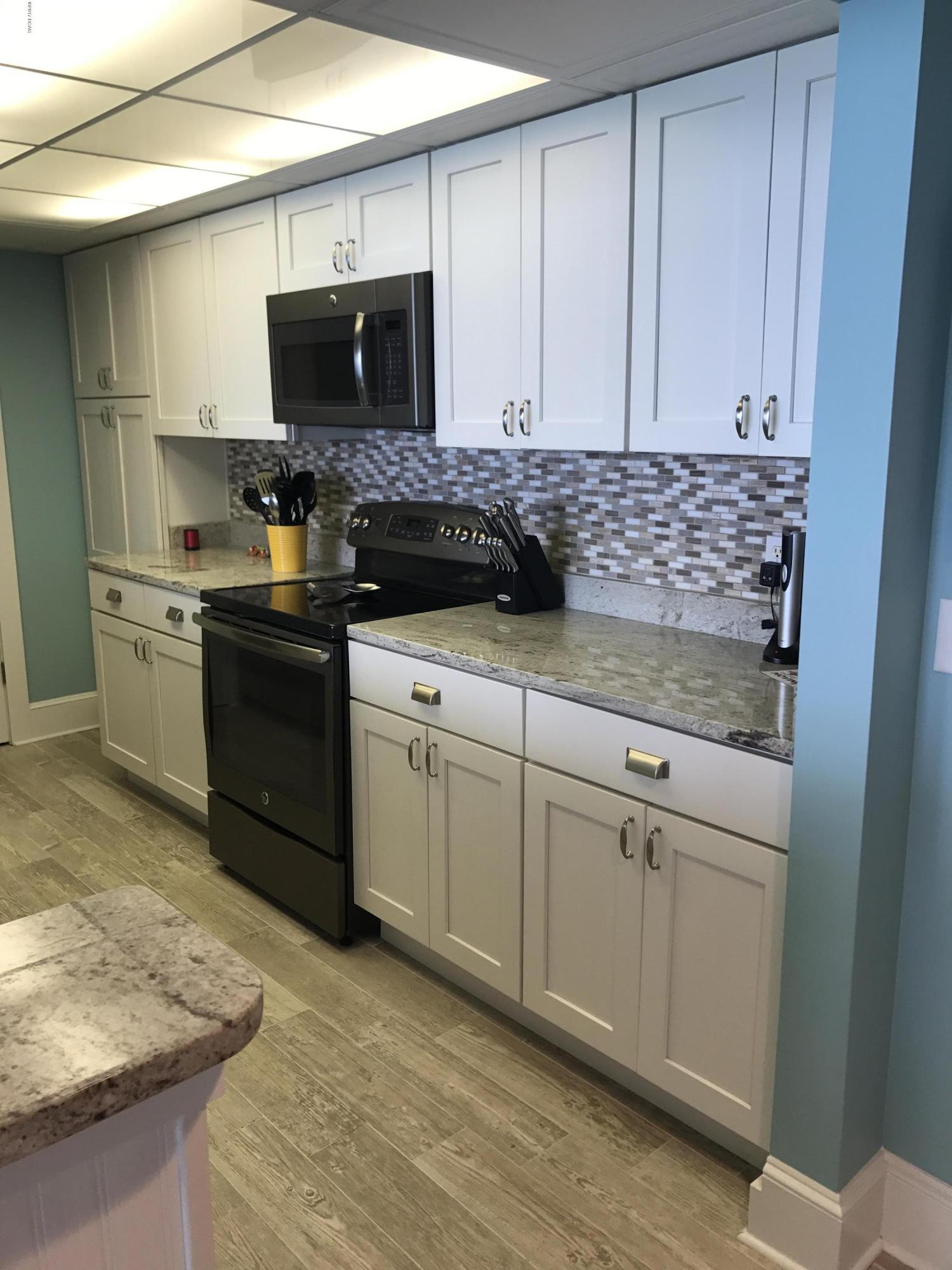 Long Beach Towers IV - Residential