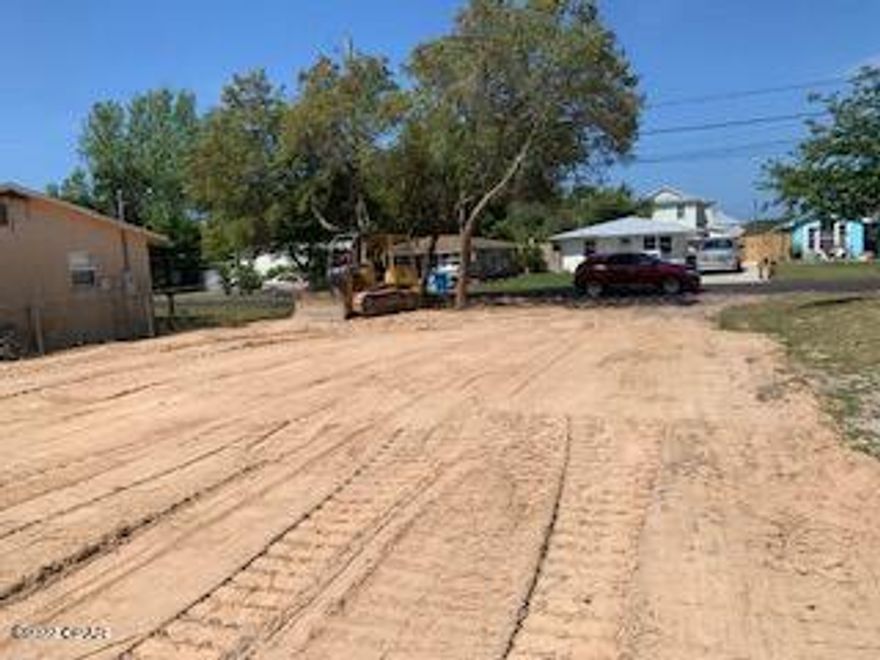 BUILD YOUR CUSTOM DREAM HOME OR SECONDARY HOME AT THE BEACH ON THIS CLEARED, FILLED LOT AND IT INCLUDES A NEW SEPTIC SYSTEM. MINUTES TO GULF BEACH, LAKE POWELL, 30A WITH NO HOA!



CONSTRUCTION-READY HOMESITE WITH SEPTIC, WATER & ELECTRIC, NATURAL GAS, CABLE READY, GO SHOW

        NEW PRICE 155,900