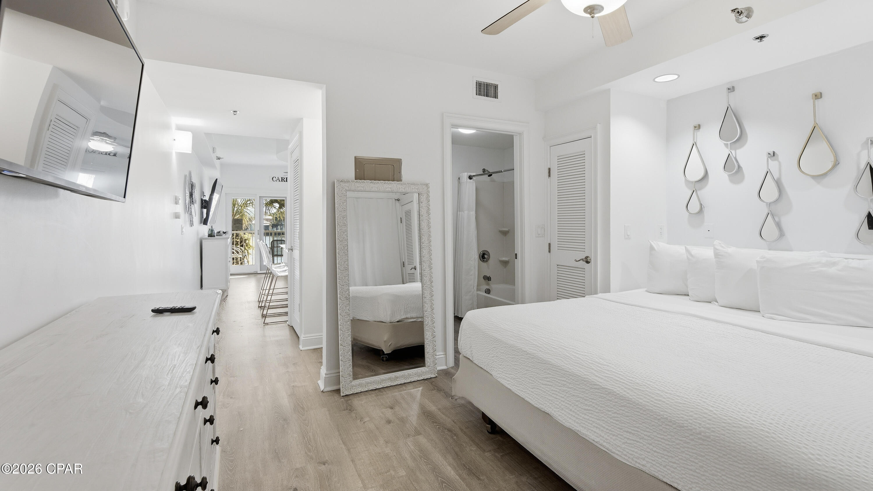 Carillon Beach Inn - Residential