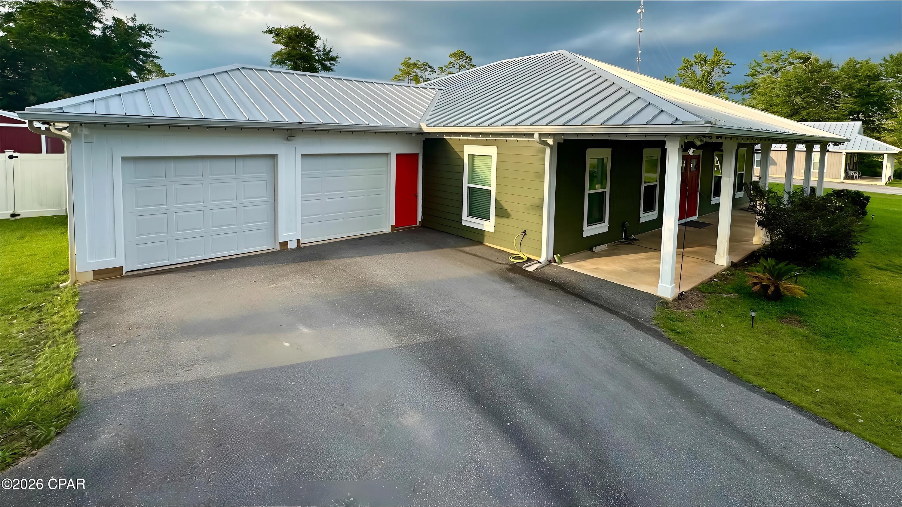 575 W River Road