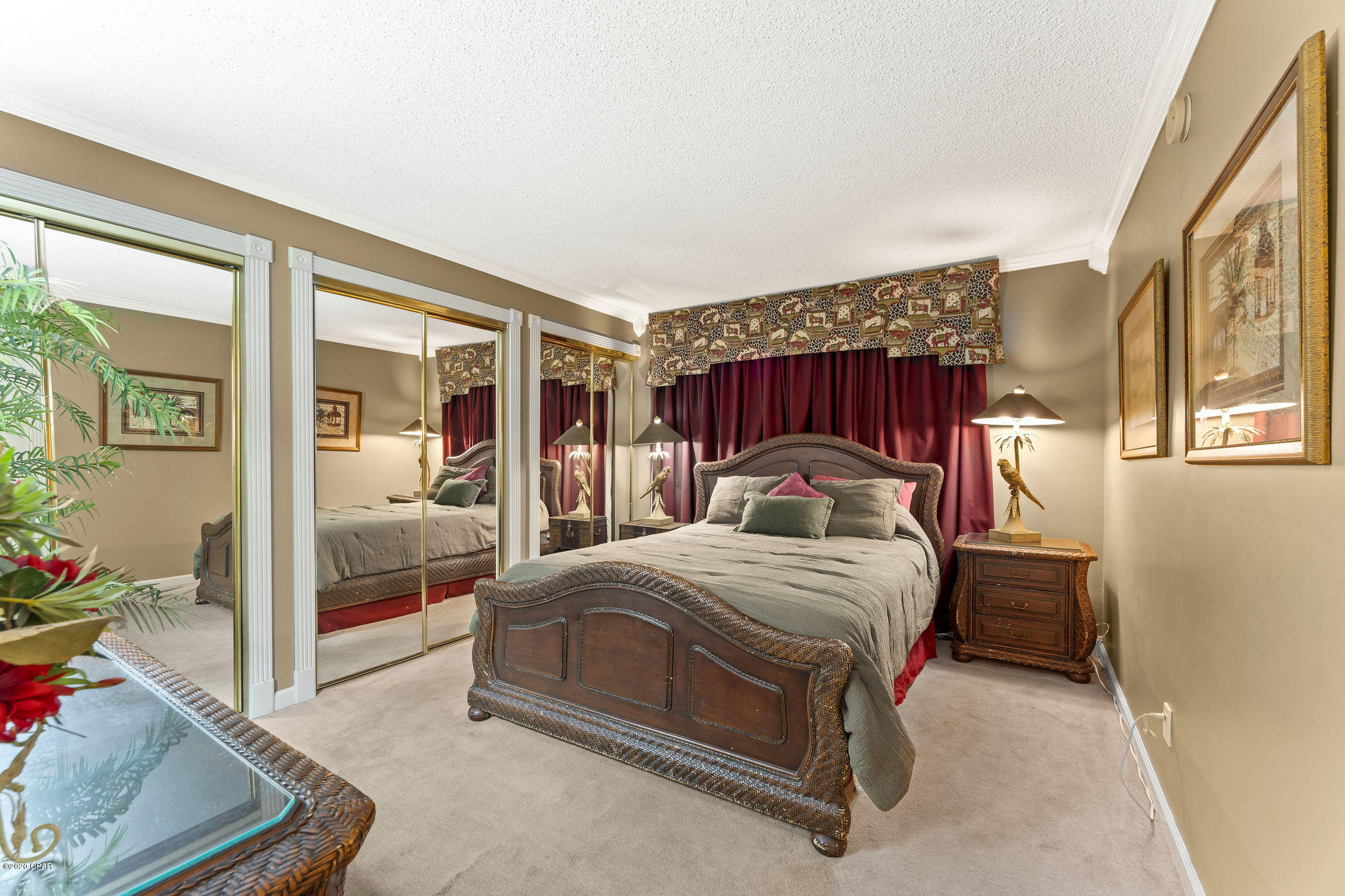 Pinnacle Port - Residential