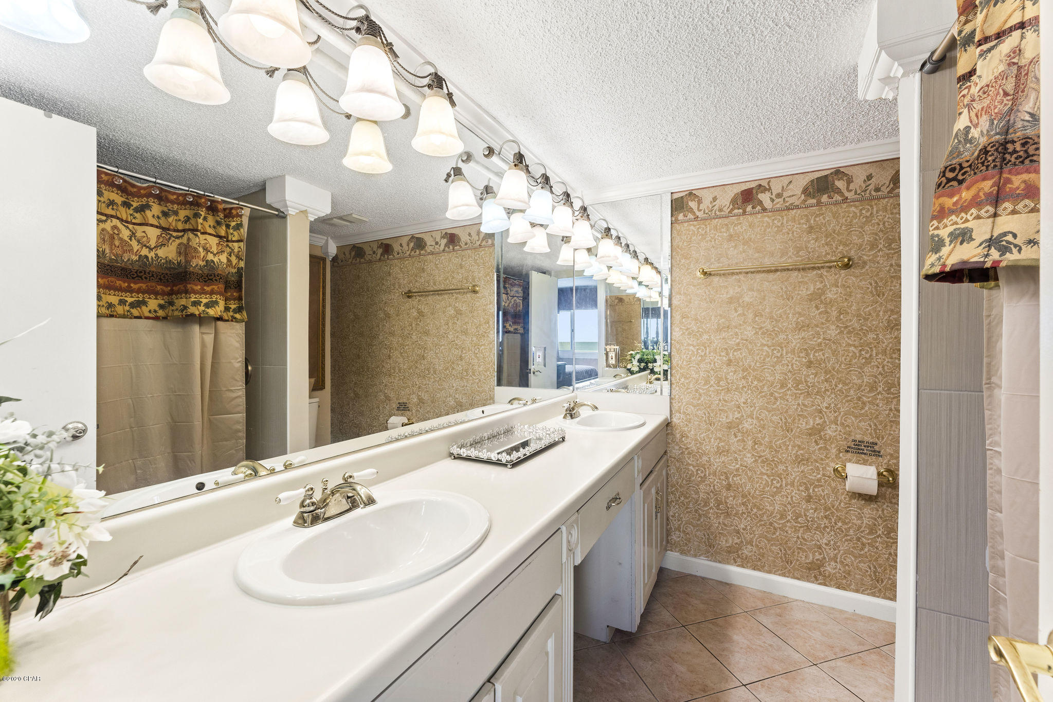 Pinnacle Port - Residential