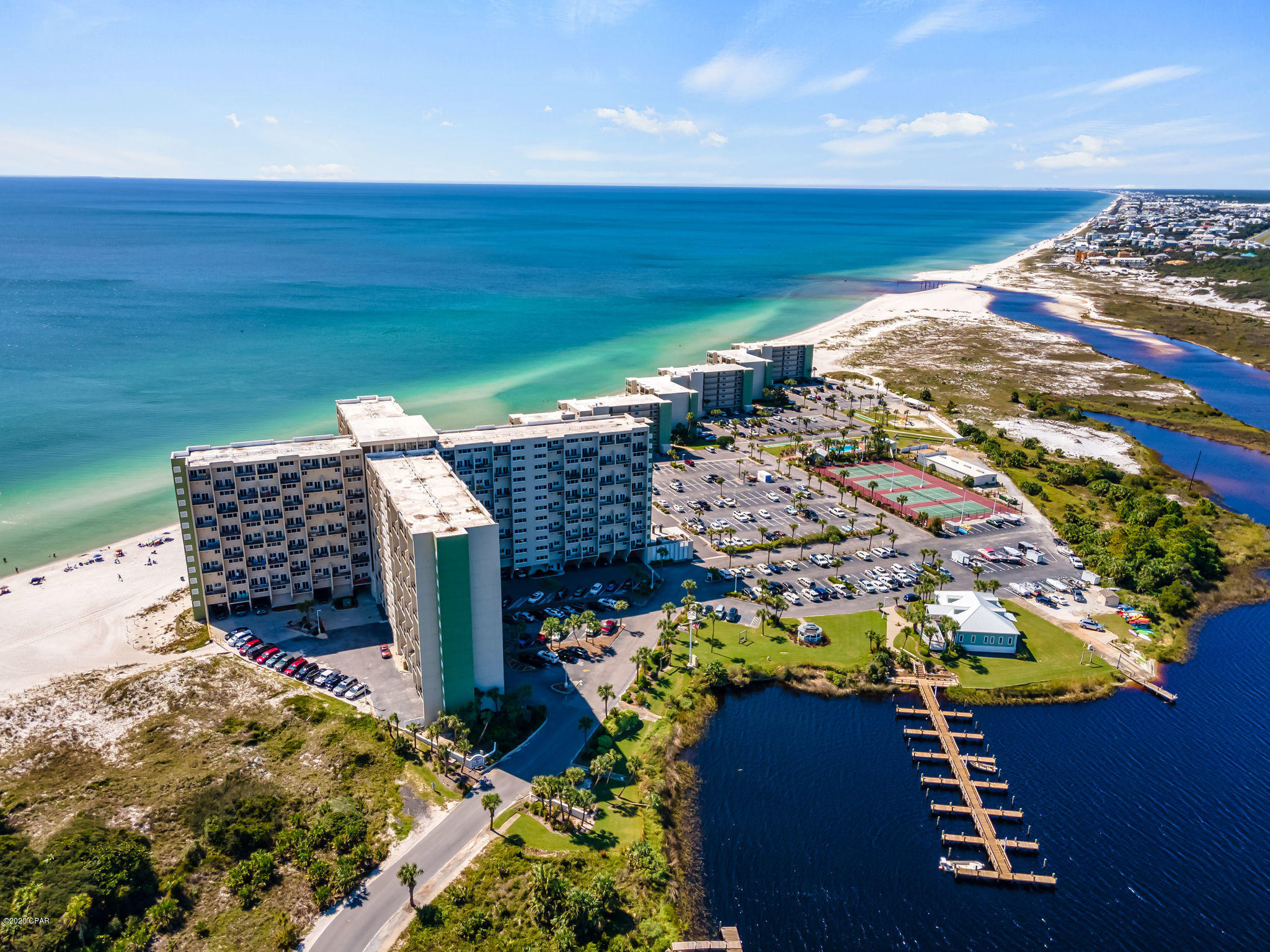 Pinnacle Port - Residential