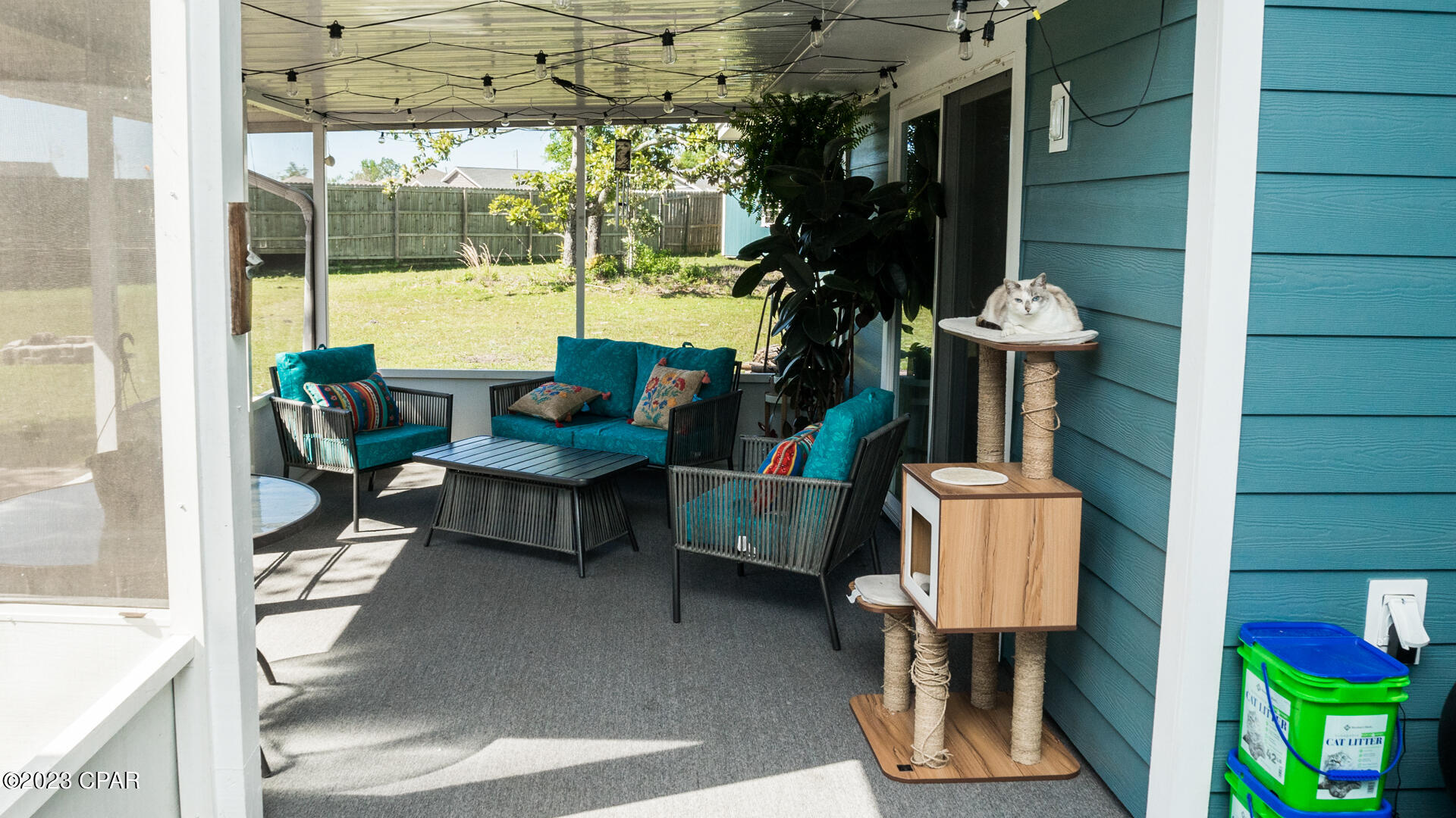 Colonial Est. - Residential