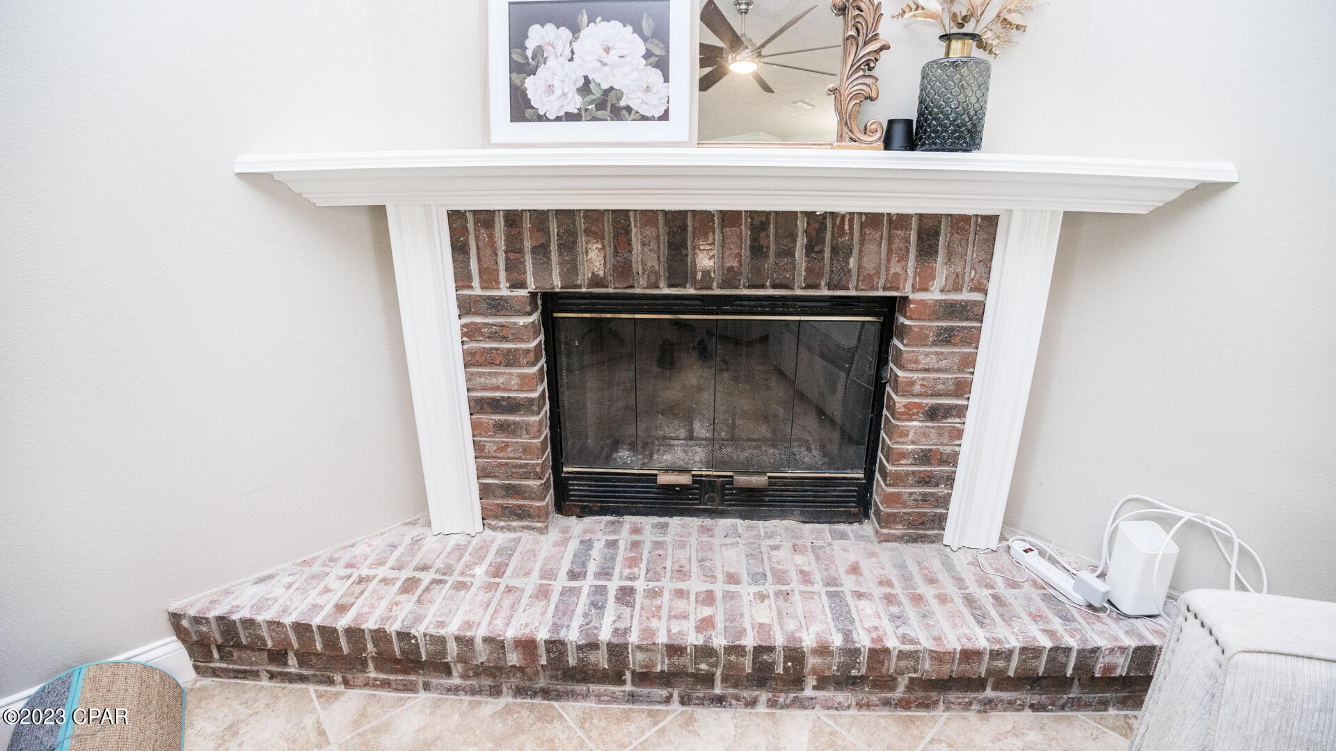 Colonial Est. - Residential