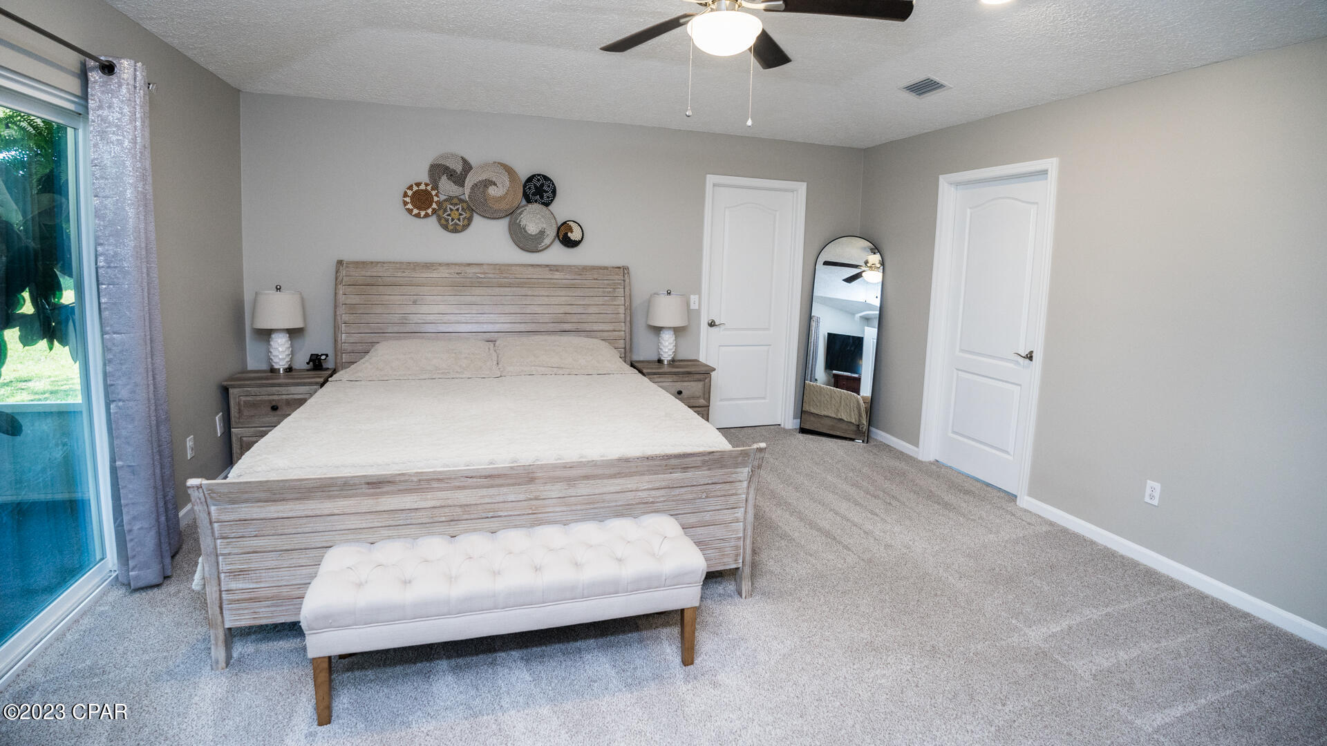 Colonial Est. - Residential