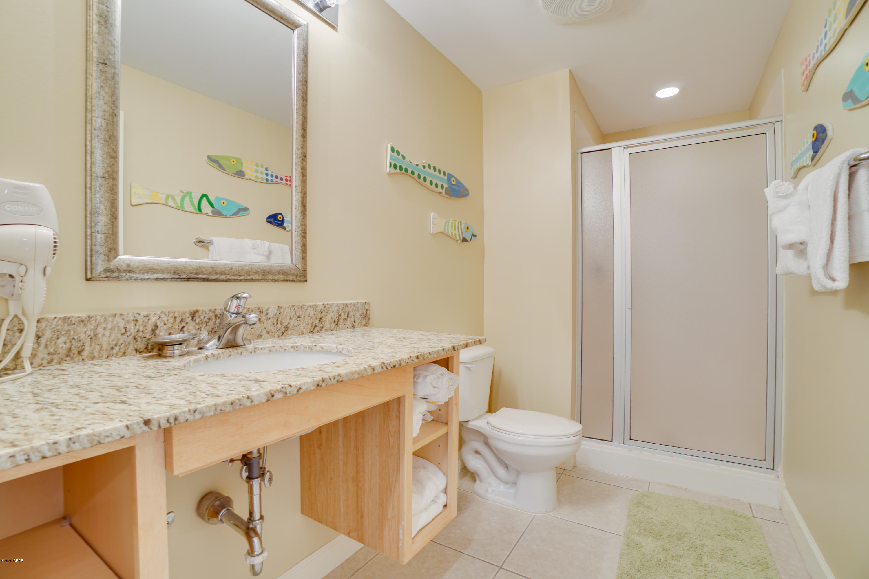 Splash Condo - Residential