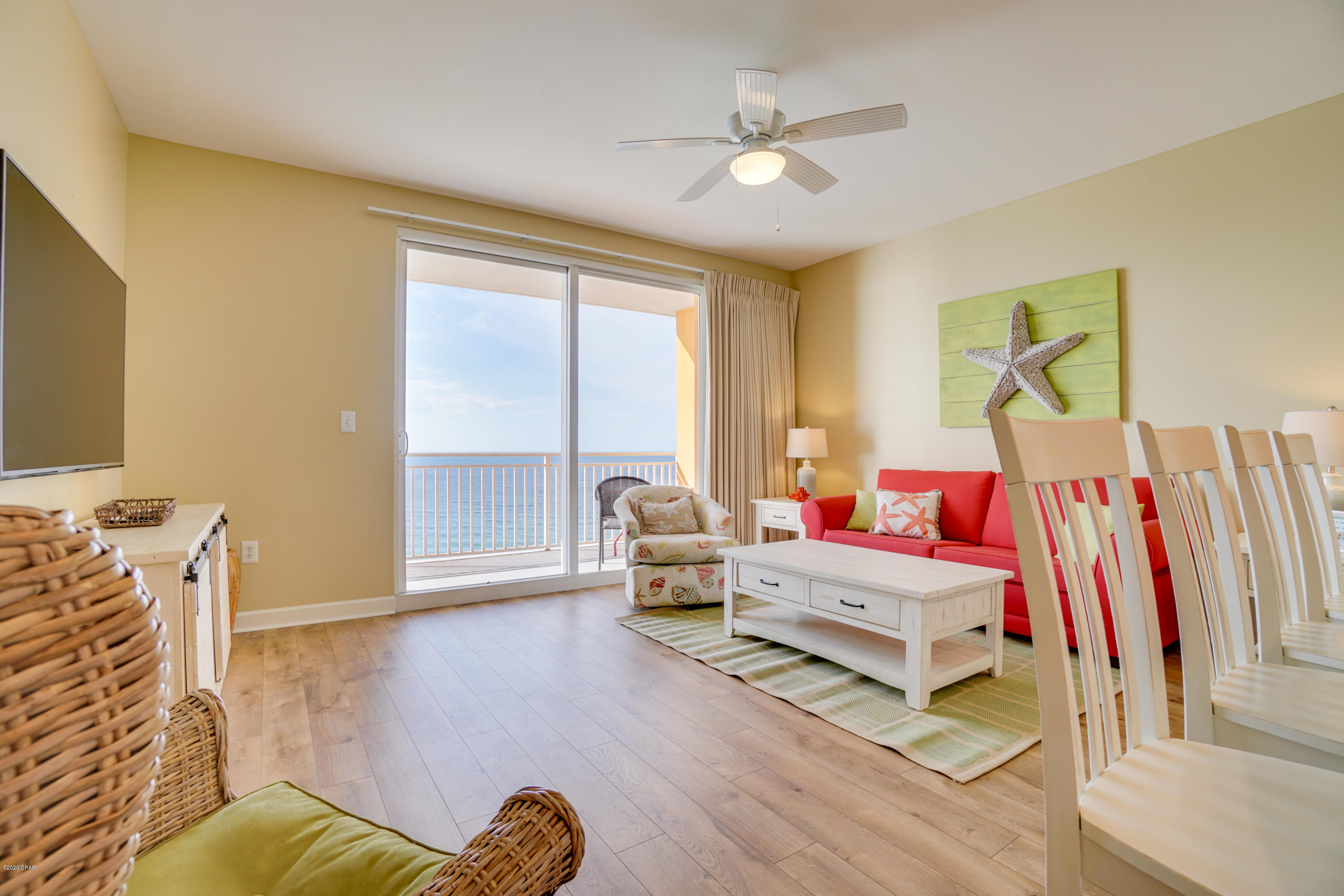 Splash Condo - Residential