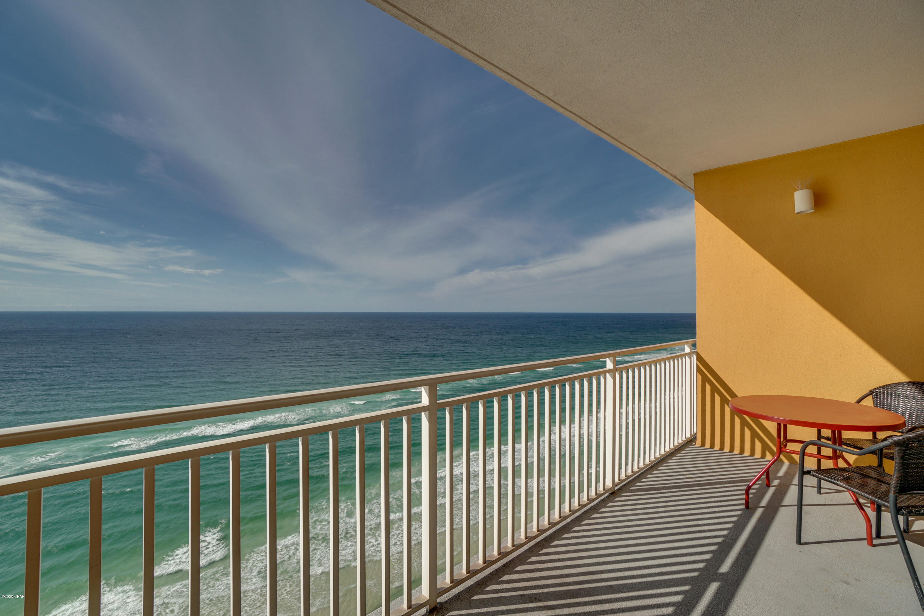 Splash Condo - Residential