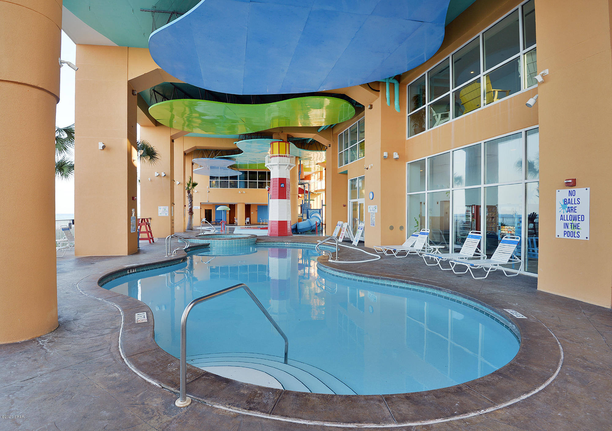 Splash Condo - Residential