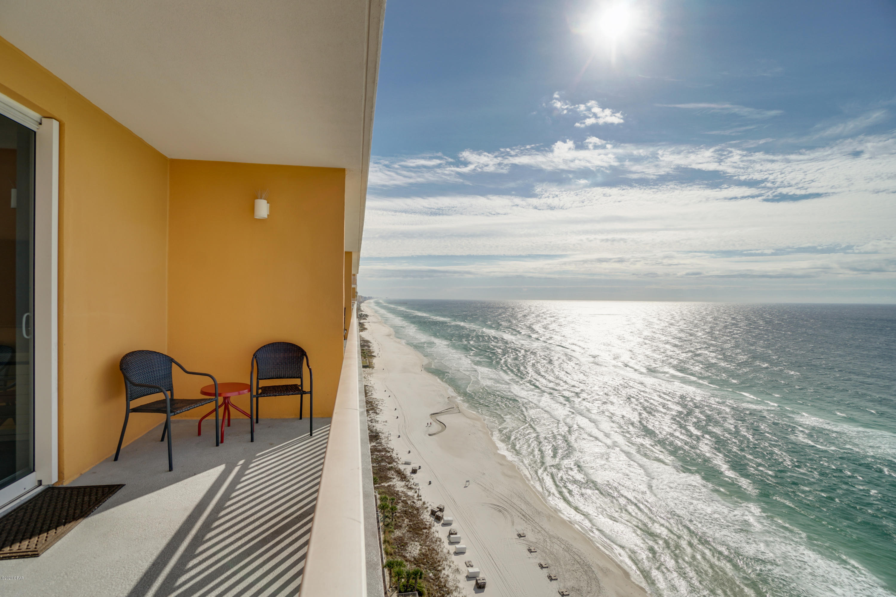 Splash Condo - Residential