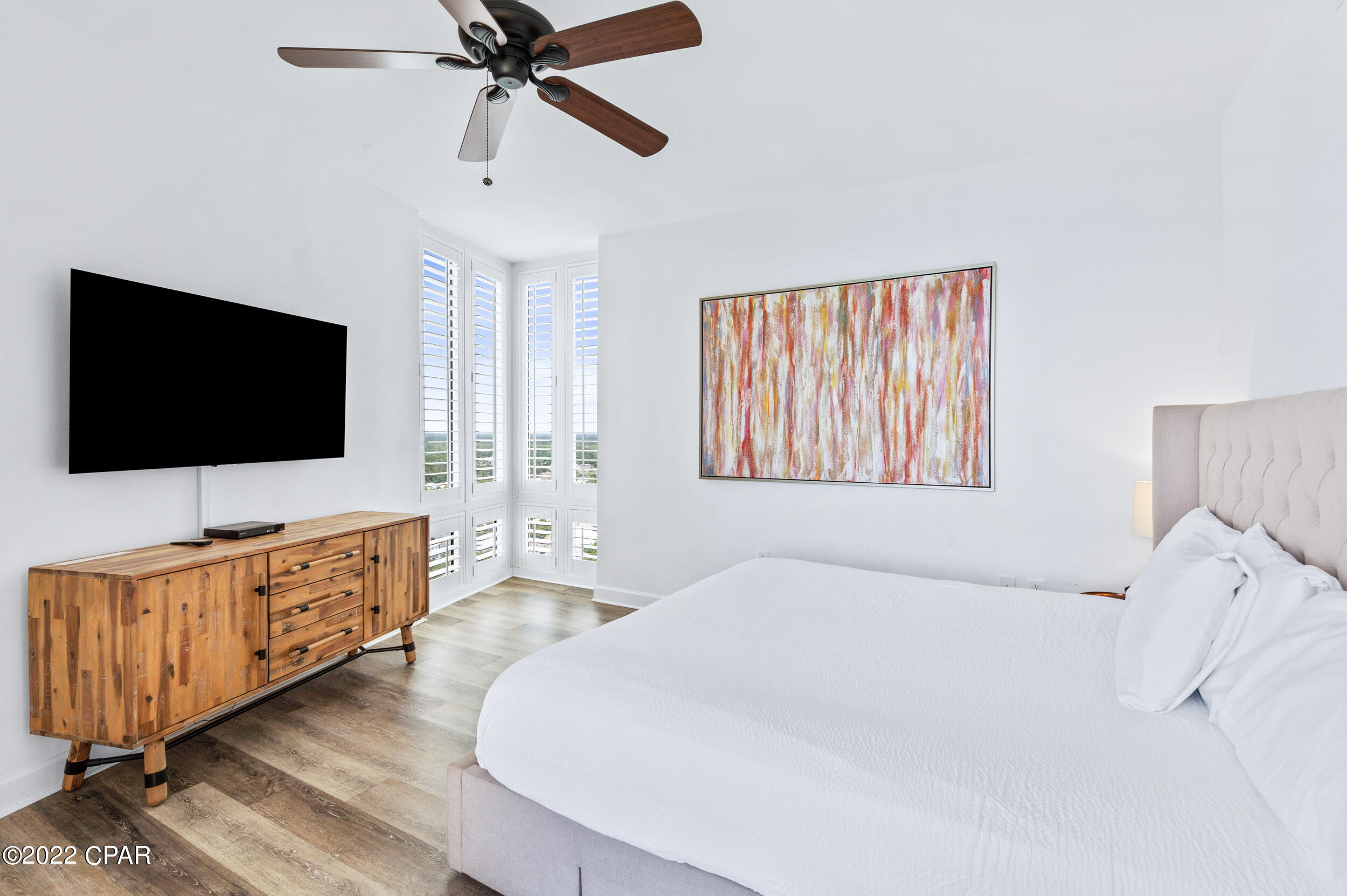 Splash Condo - Residential