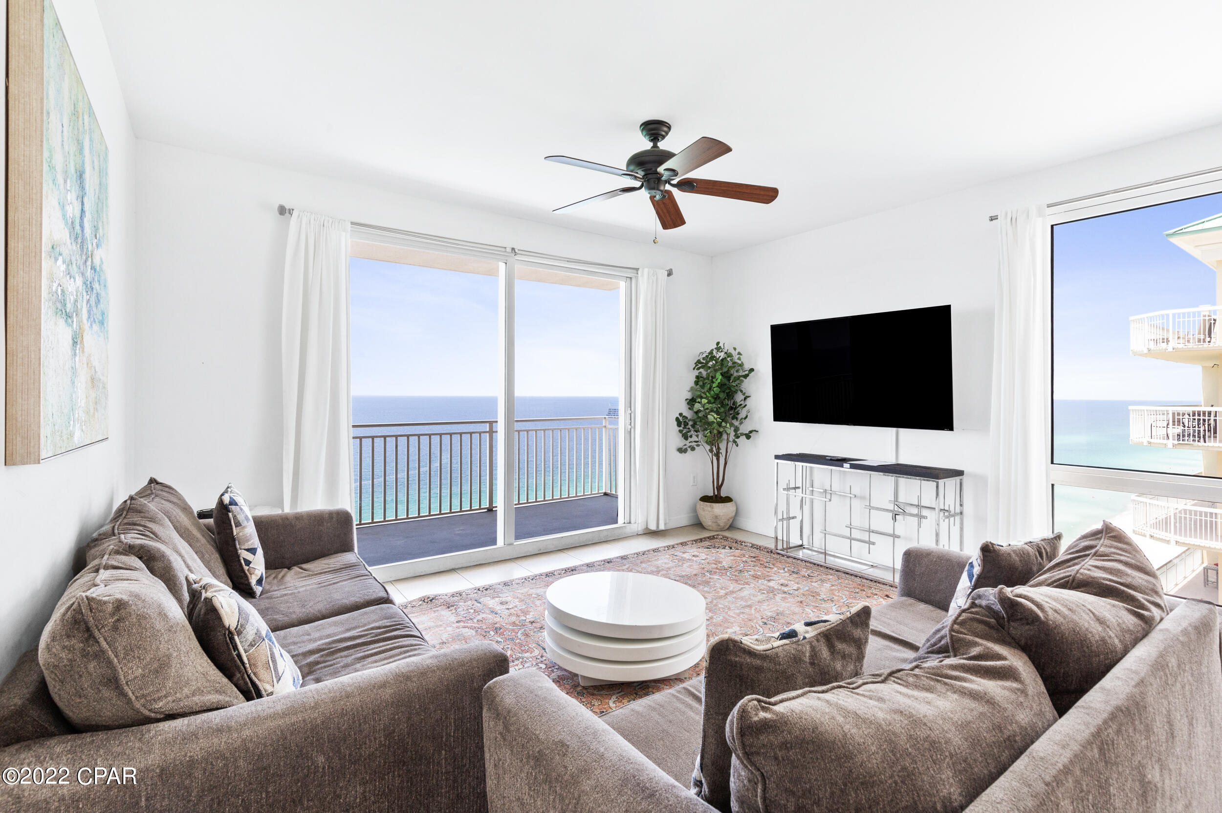 Splash Condo - Residential