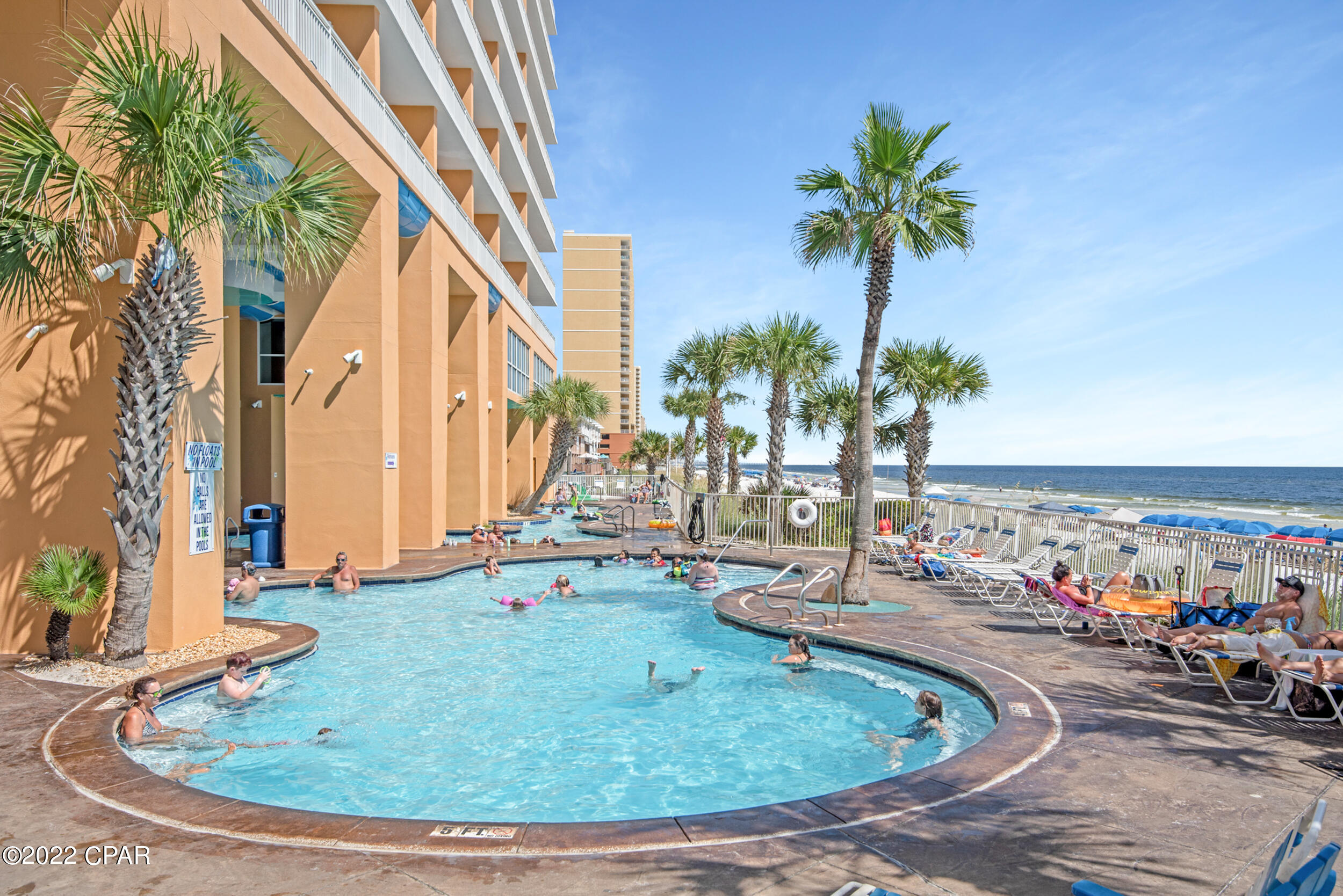 Splash Condo - Residential