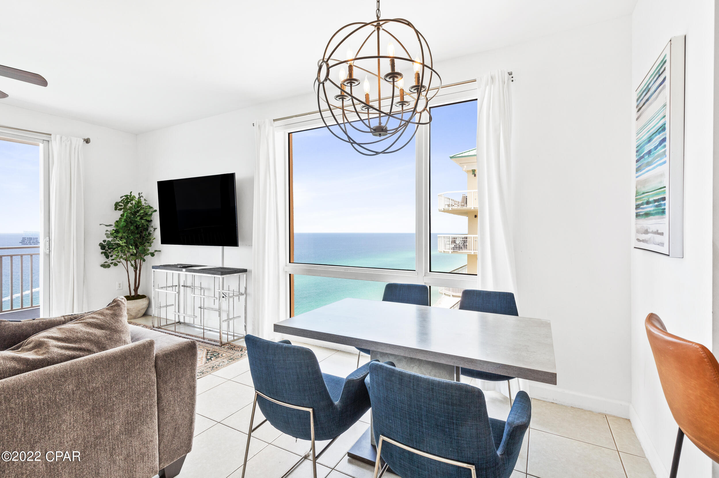 Splash Condo - Residential