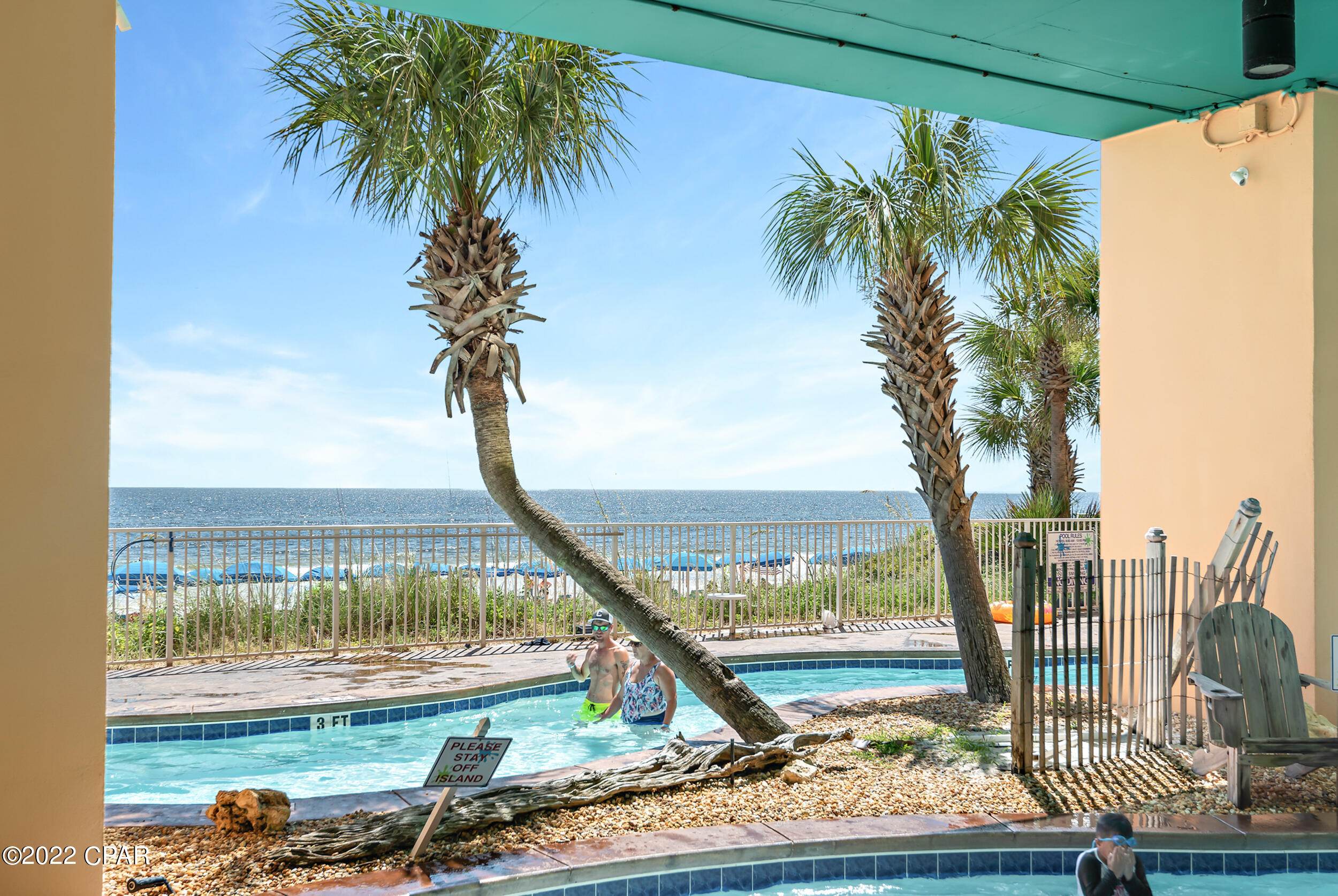 Splash Condo - Residential