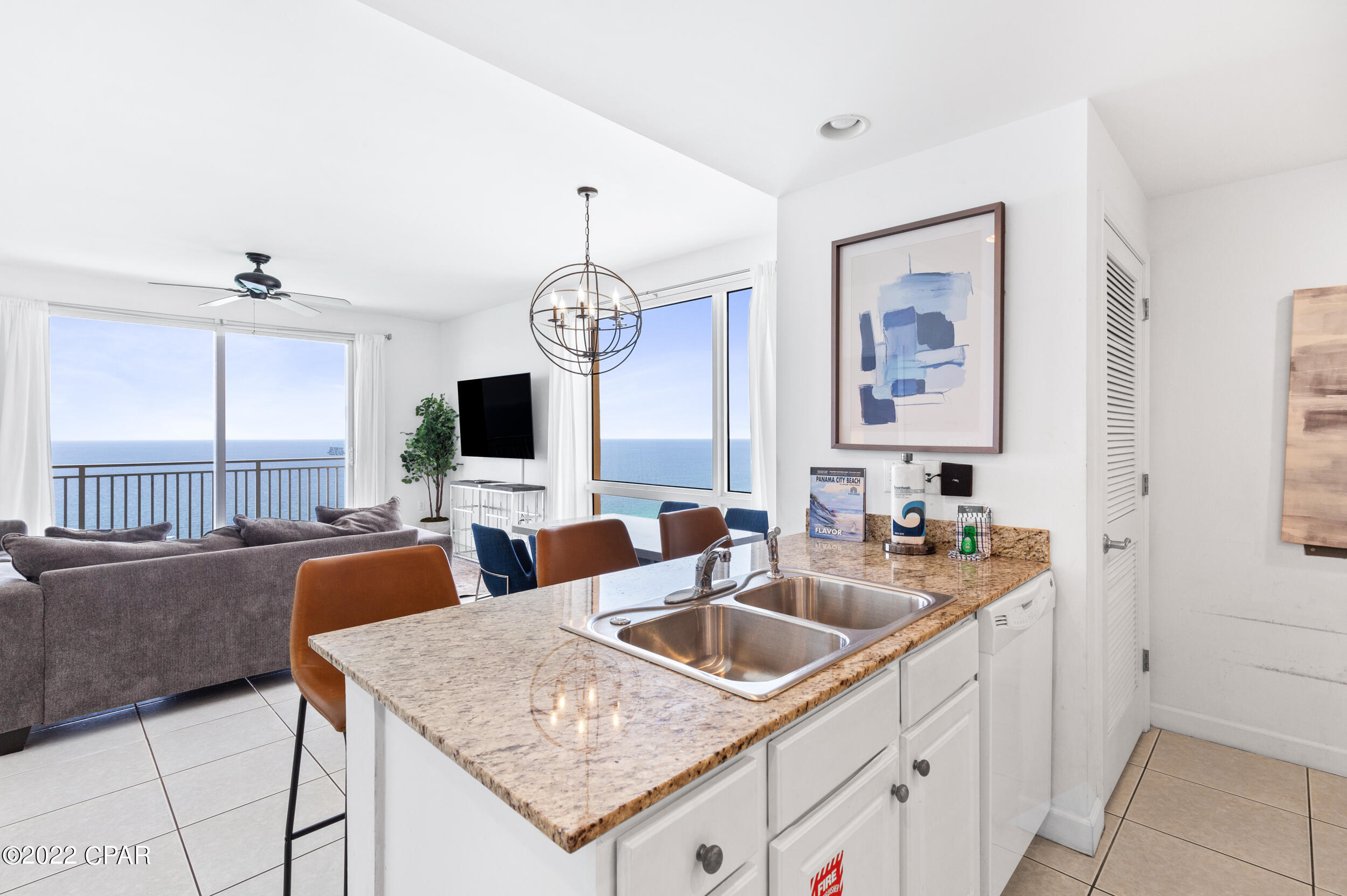 Splash Condo - Residential