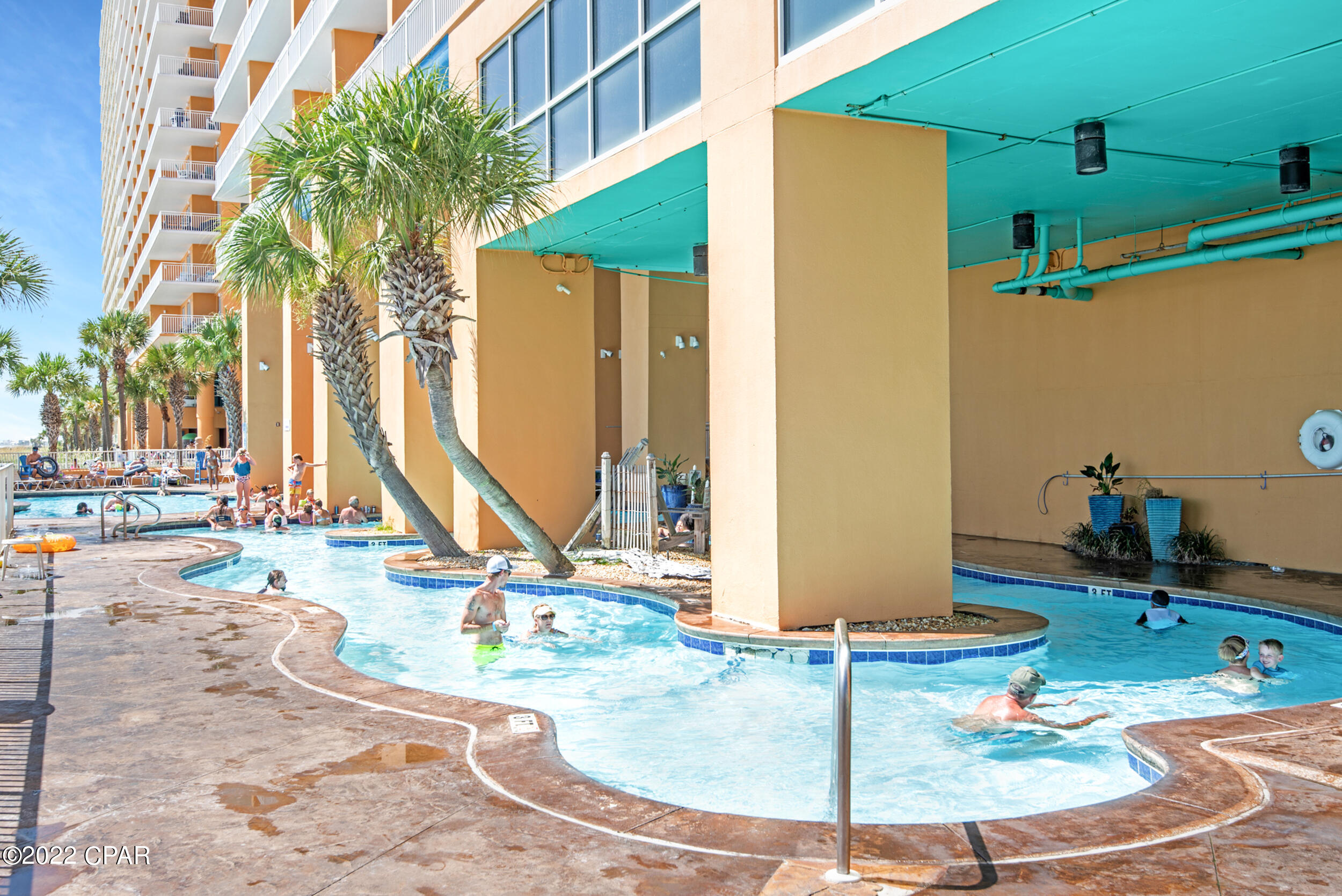 Splash Condo - Residential