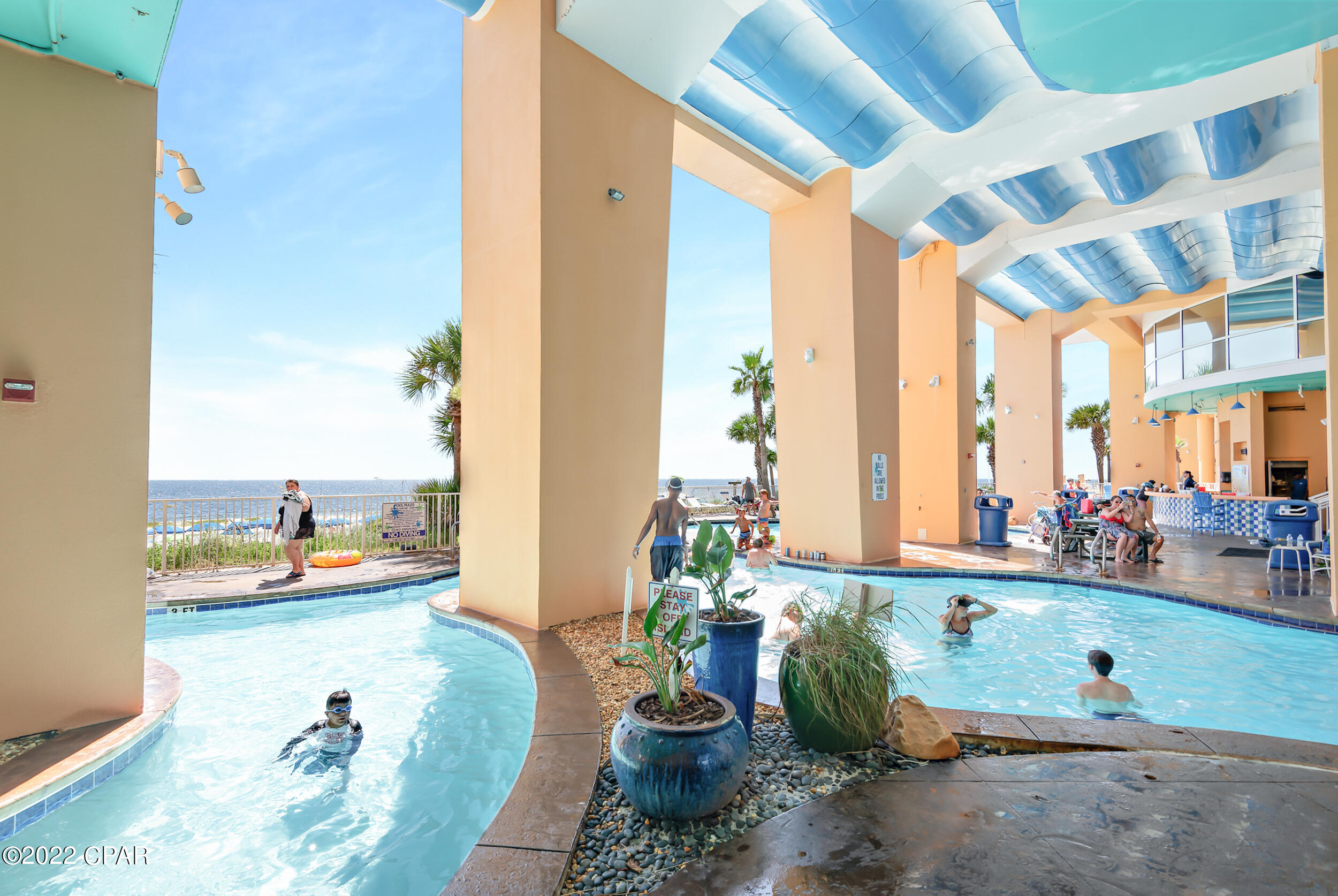 Splash Condo - Residential