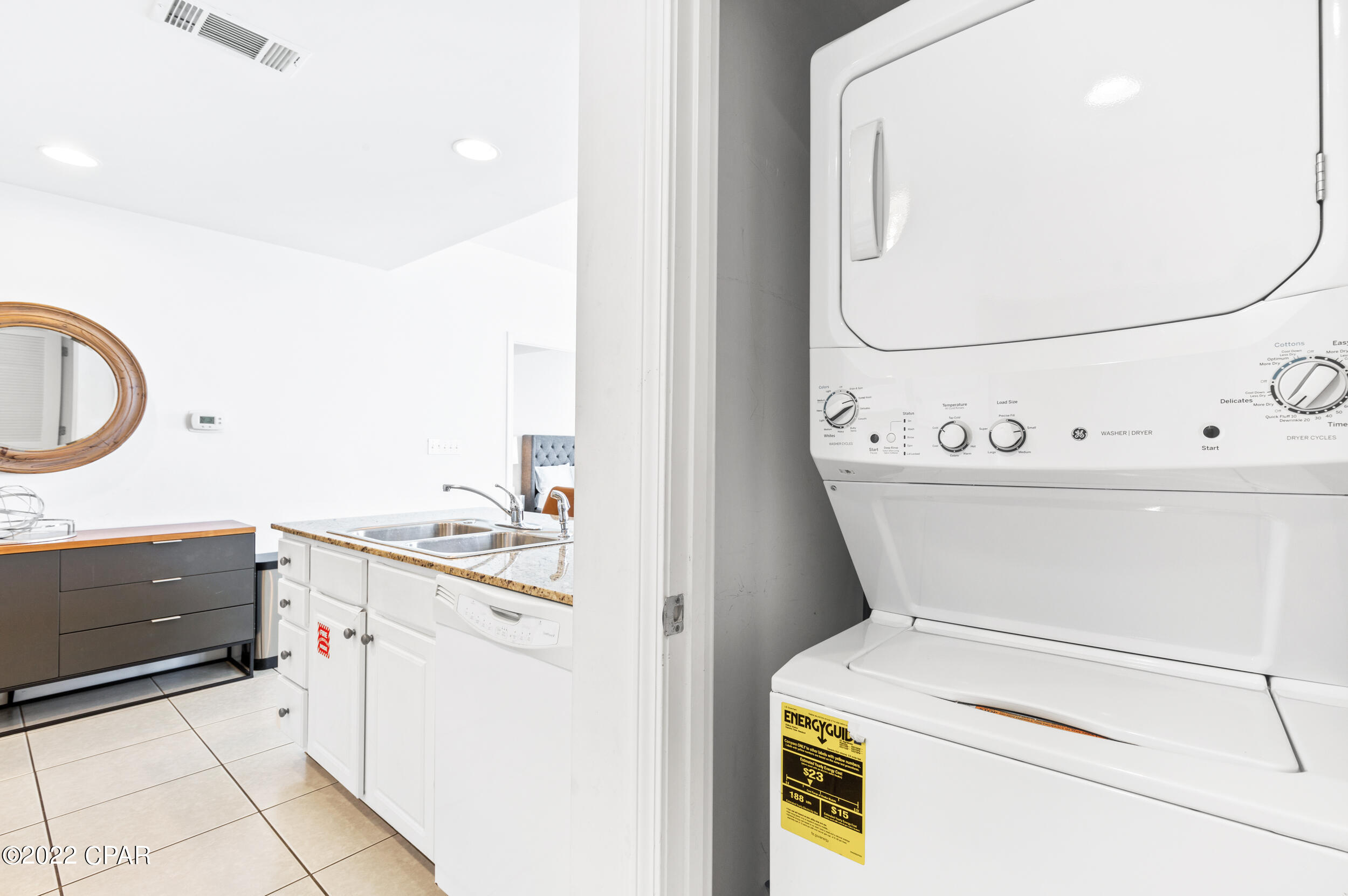 Splash Condo - Residential