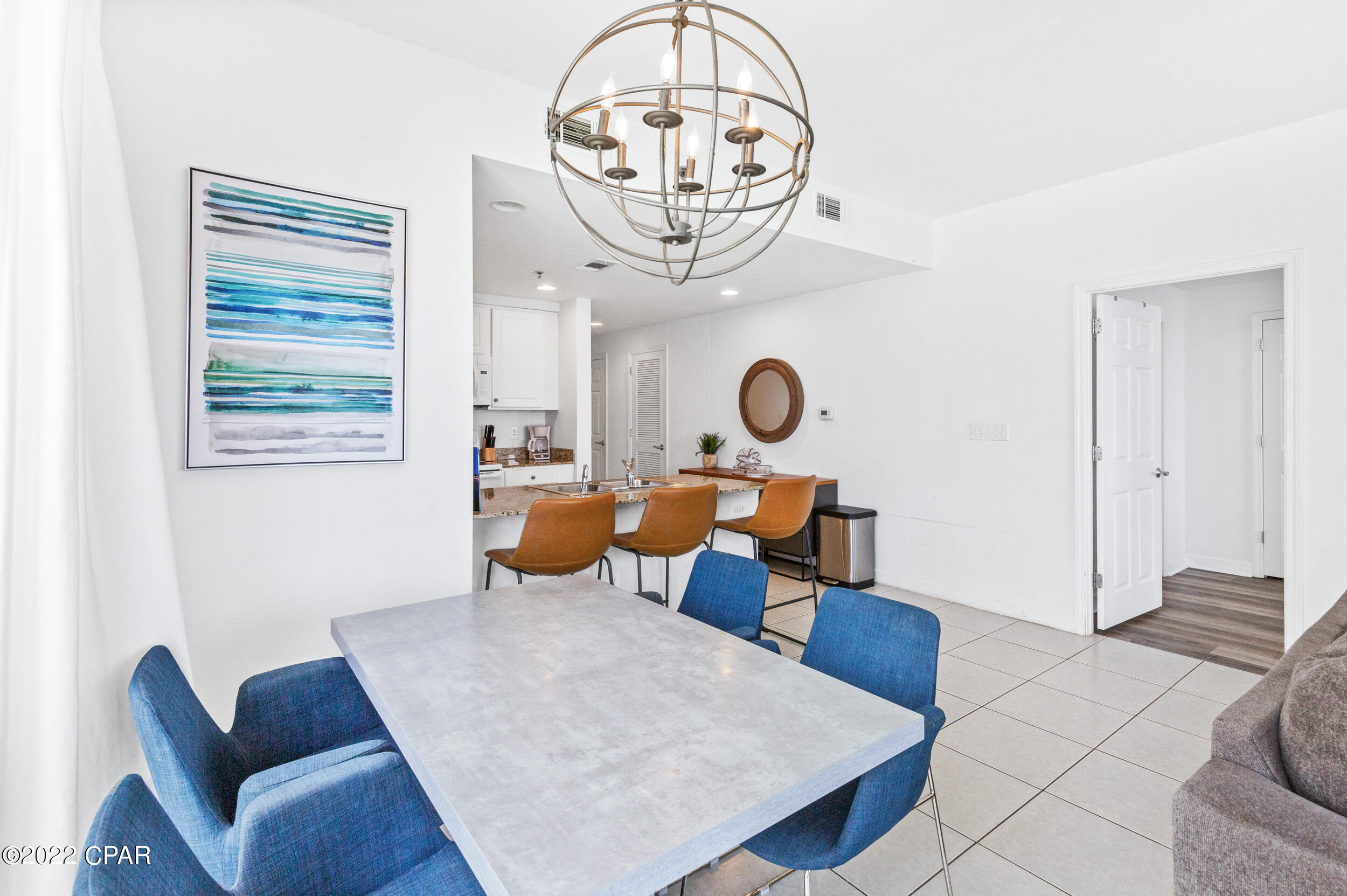 Splash Condo - Residential