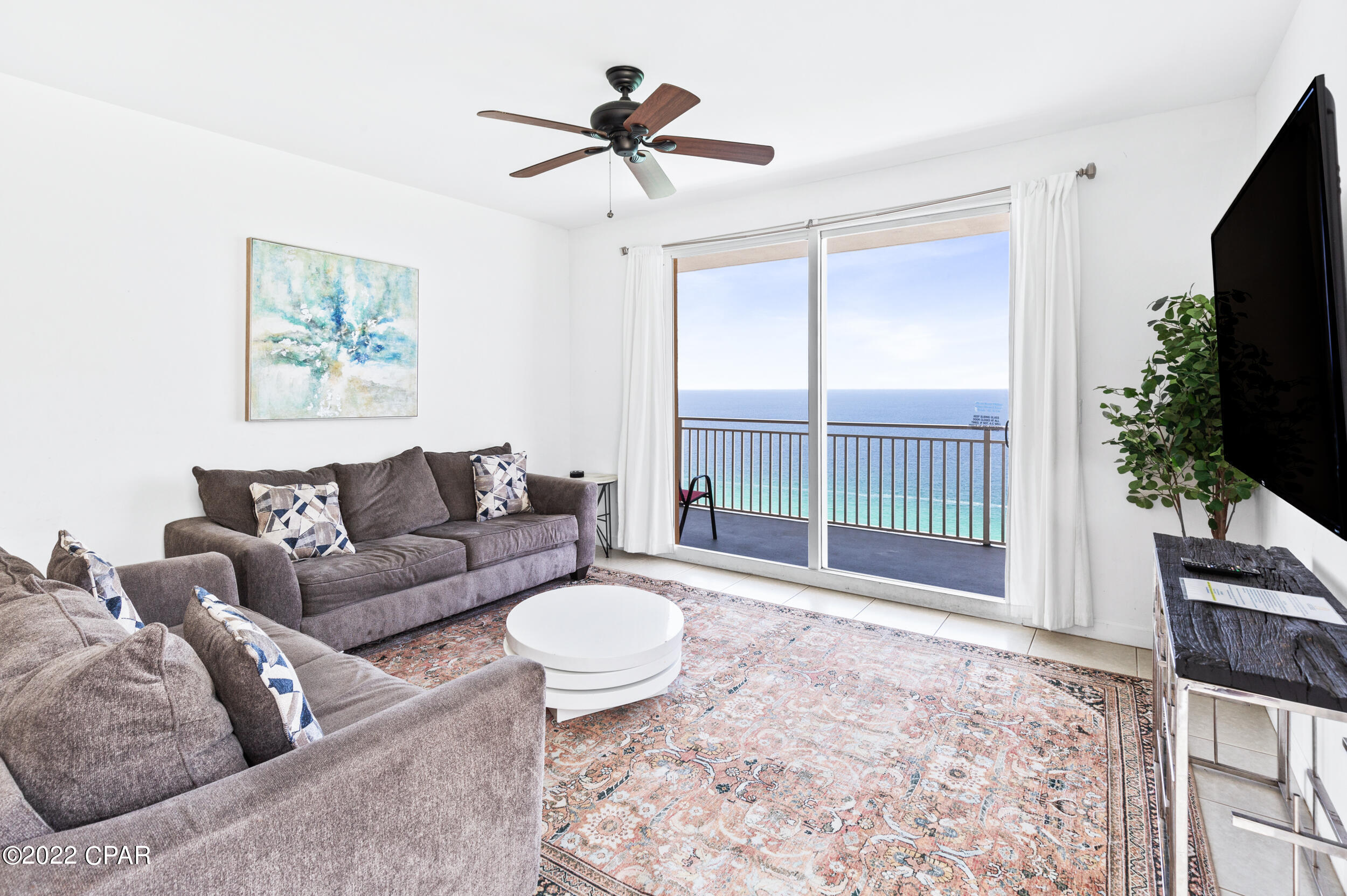 Splash Condo - Residential