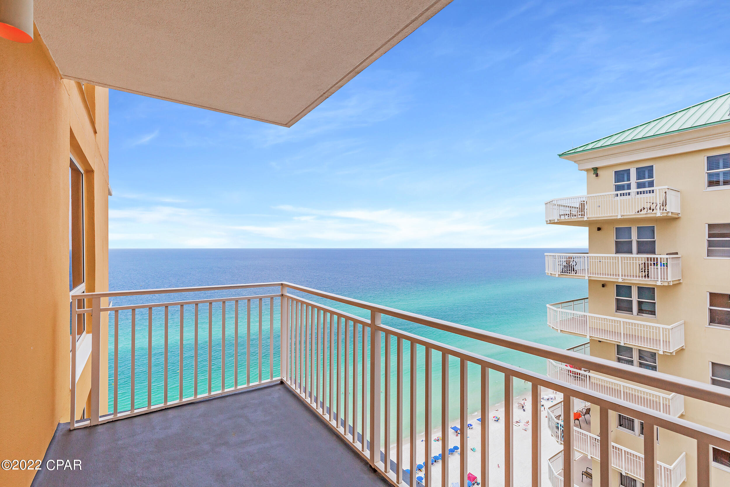 Splash Condo - Residential