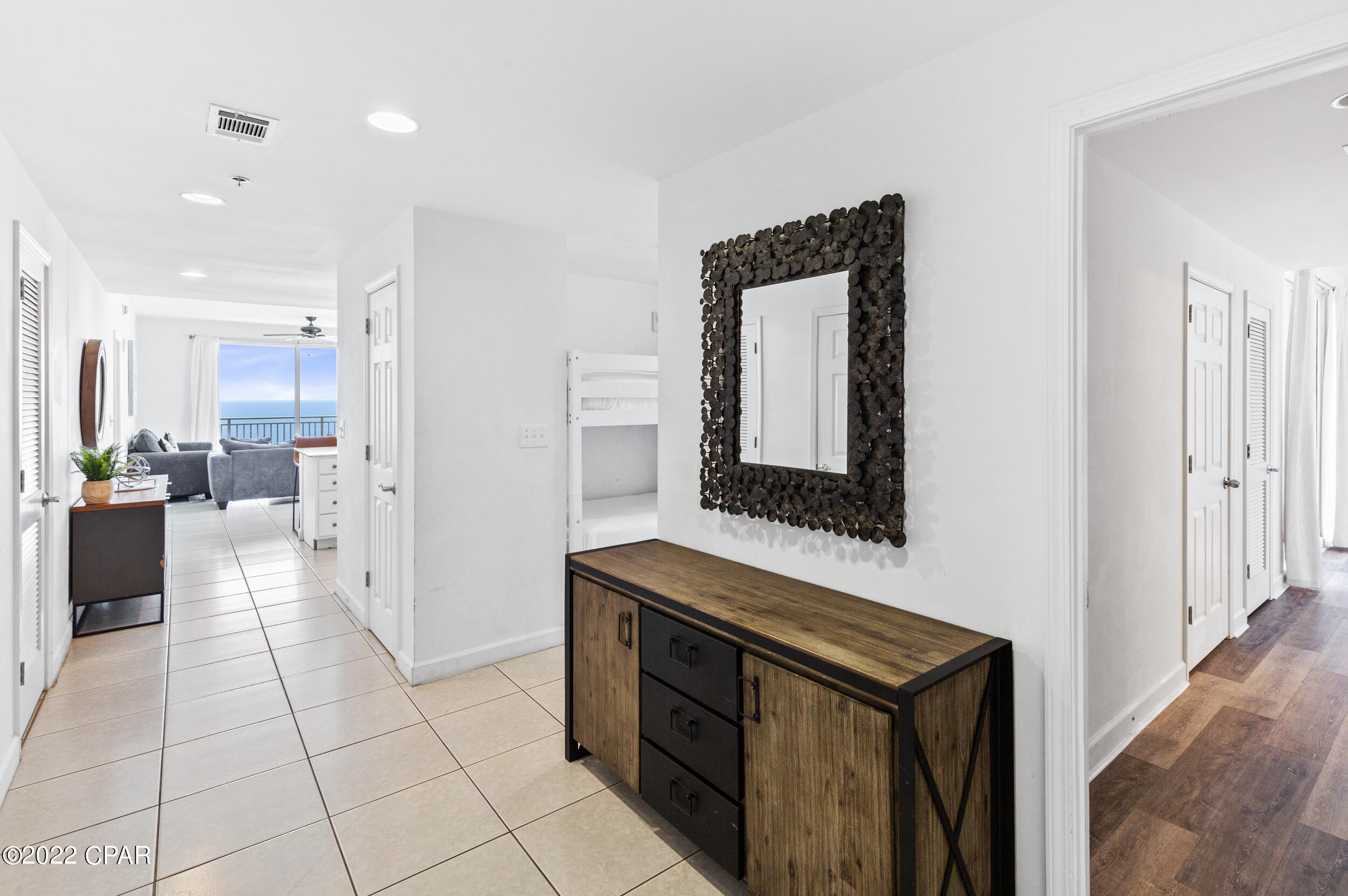 Splash Condo - Residential