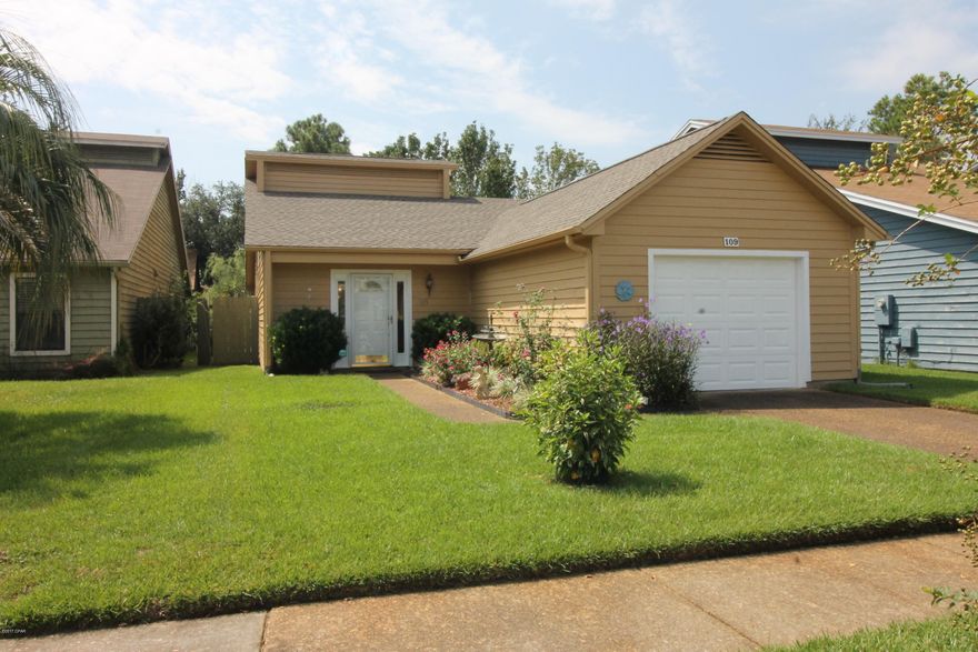 This lovely 2 bedroom home has been very well taken care of. Coastal style flooring with both high grade vinyl and tile flooring in the living, dining and bathrooms, well kept yard with fence, single car garage and enclosed patio make this home perfect for an empty nester, long term rental investment or starter home.