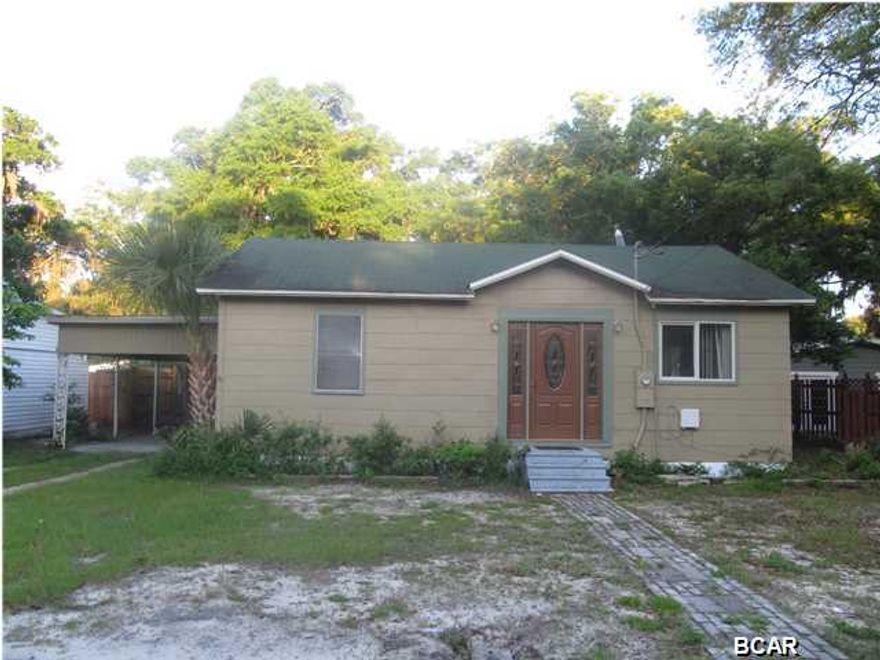 Updated 2 bedroom, 1 bath home located on large lot with fenced back yard. Convenient location to town and beach. Pets negotiable.