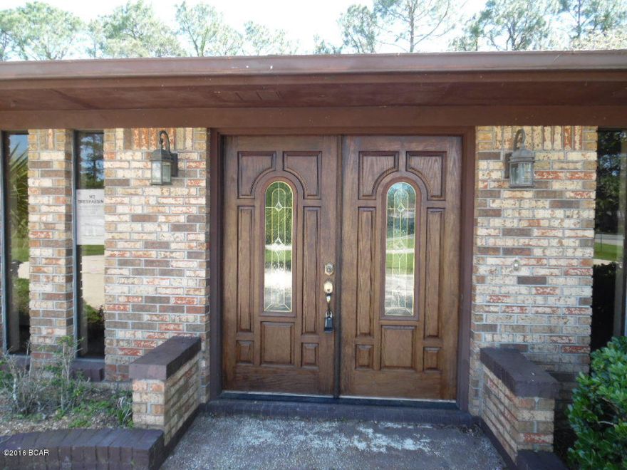 Large Brick 3 bed 3 bath home an half acre. Nicely landscaped yard. New appliances, new carpet and interior paint. Master Bedroom large sitting area. Seller will offer an allowance up to $500 to owner occupant Buyers towards the Buyers purchase of a home warranty of their choice.