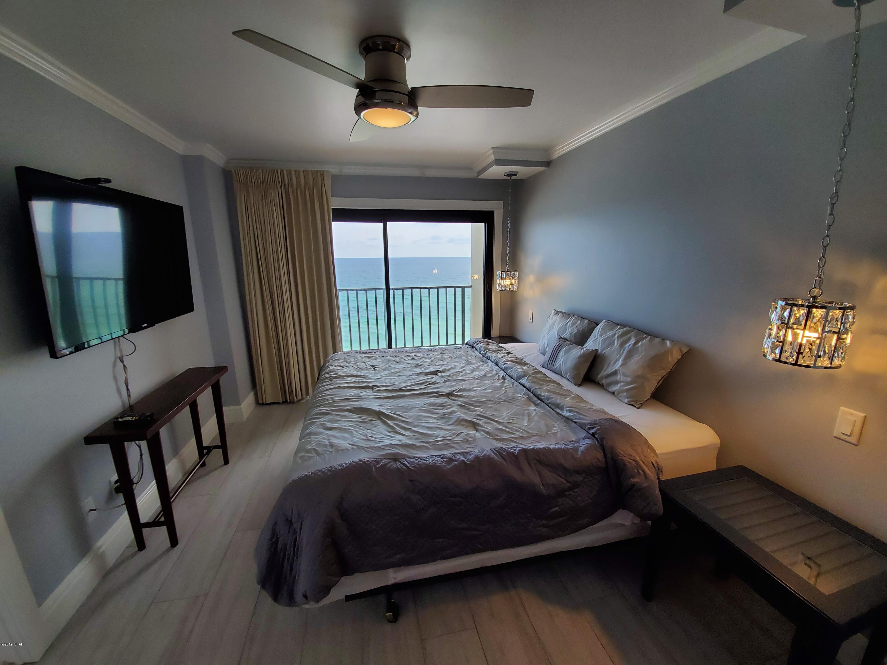 The Commodore - Residential