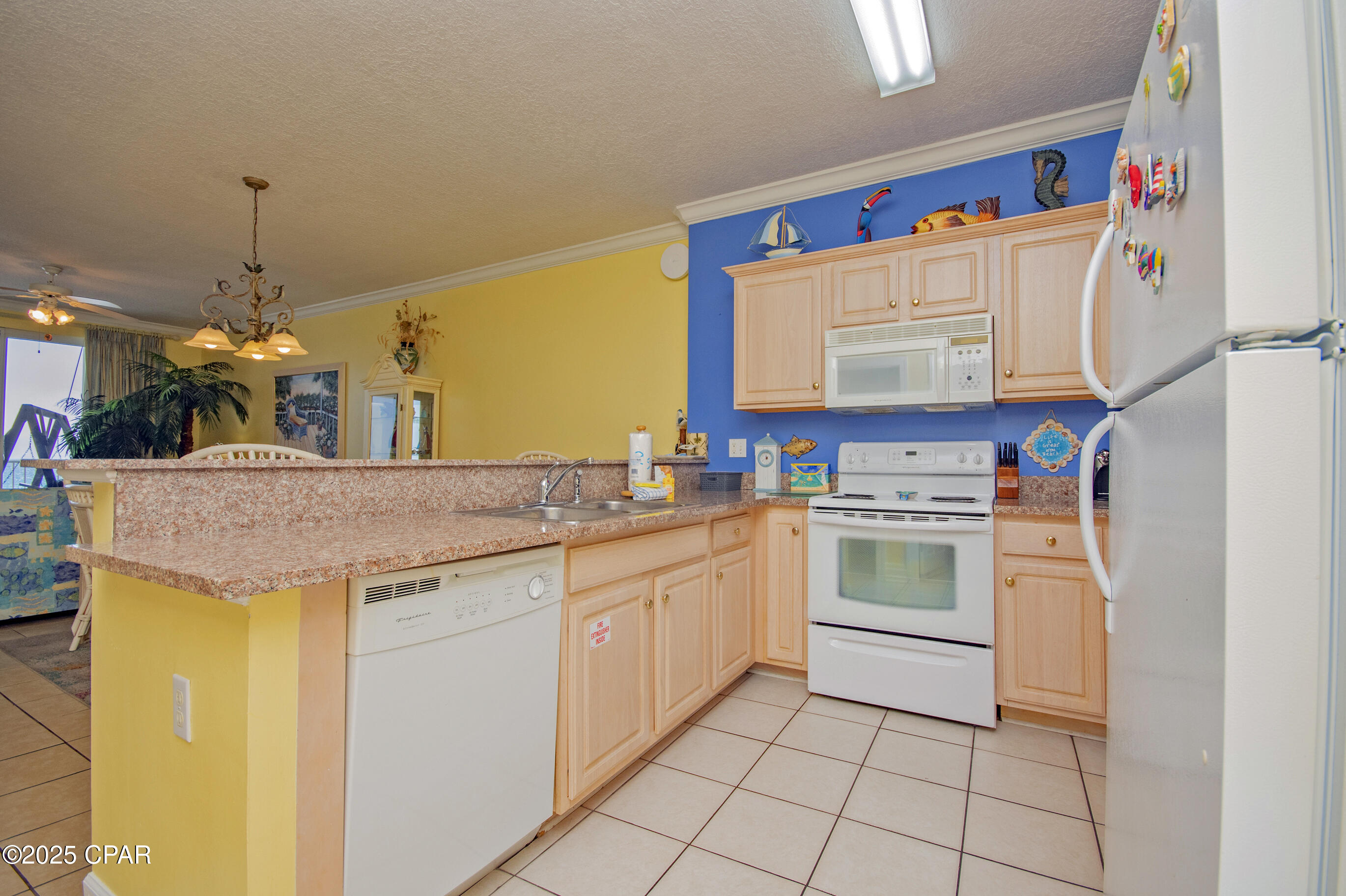 Twin Palms Resort - Residential