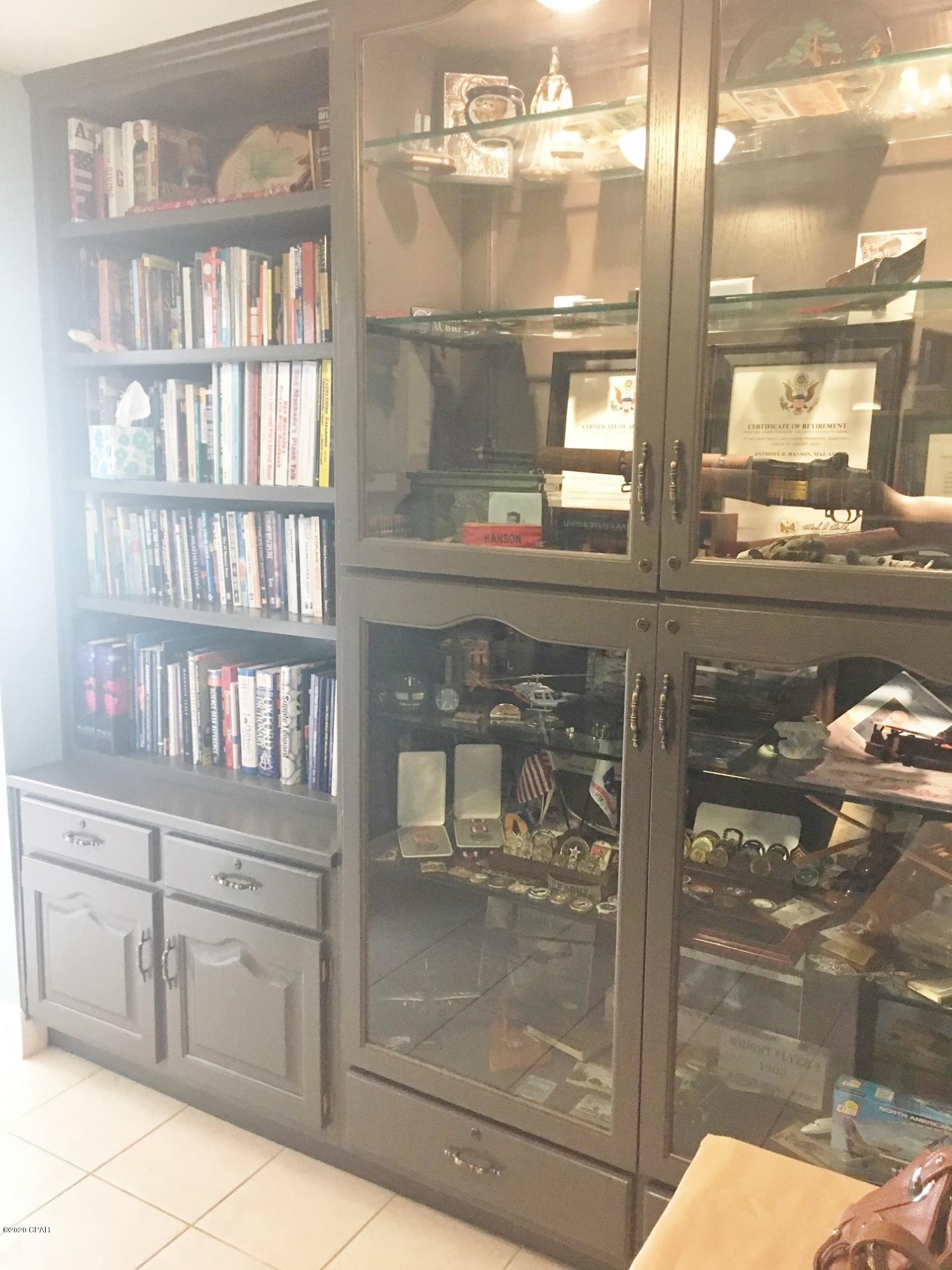 North Oaks - Residential