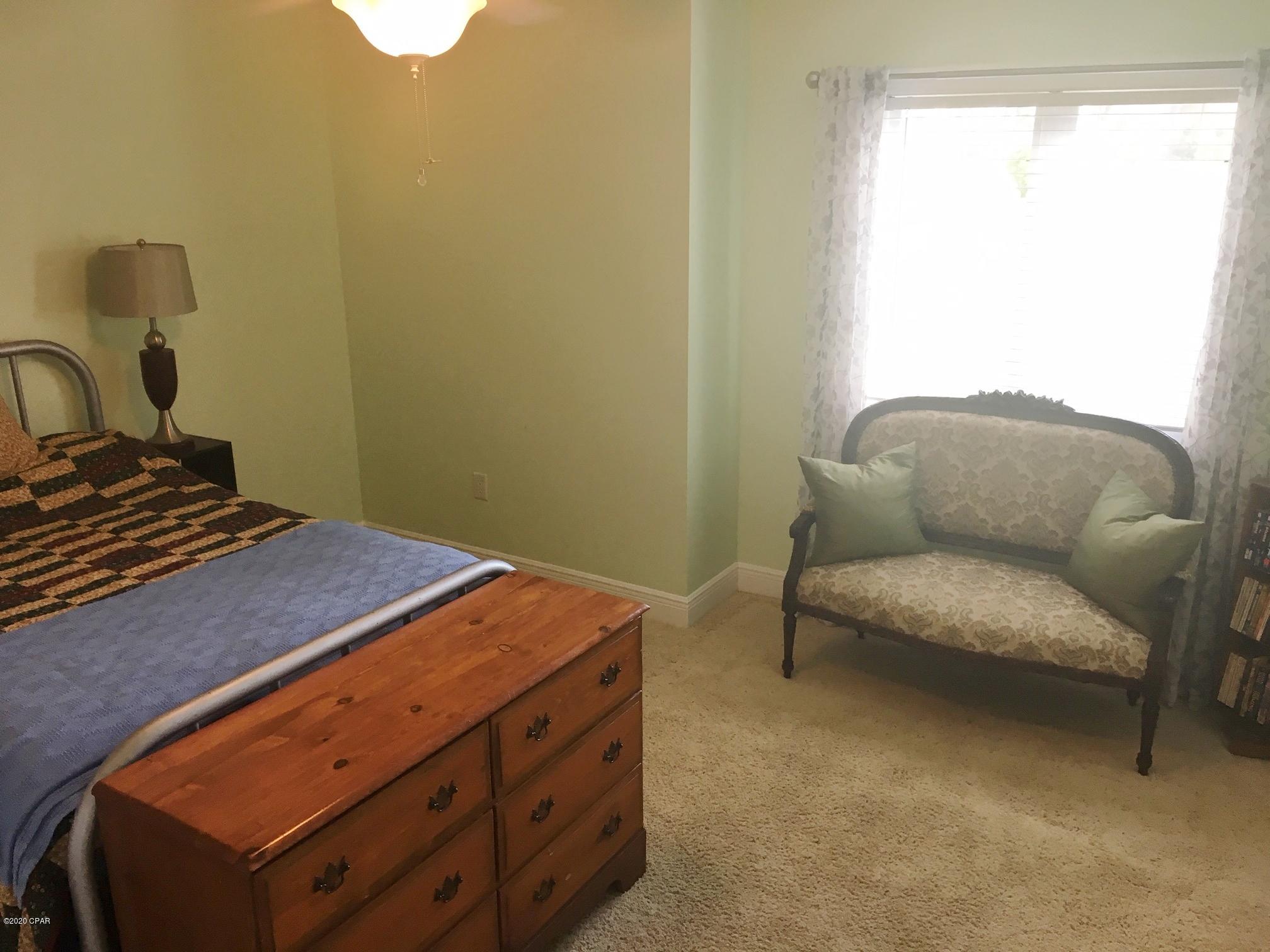 North Oaks - Residential