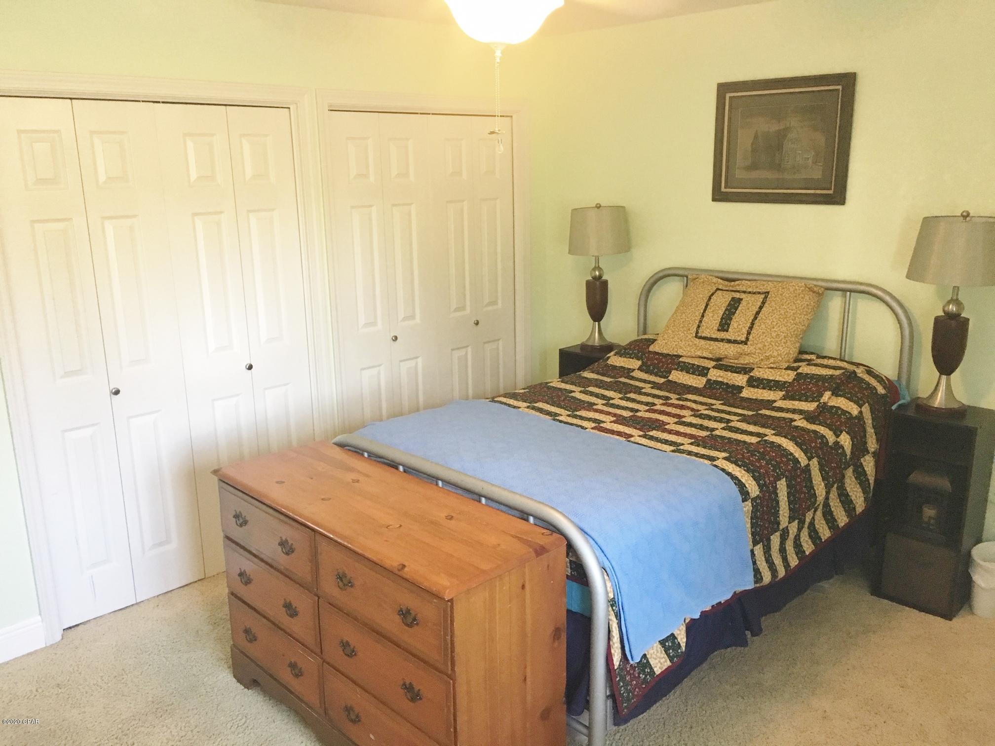 North Oaks - Residential