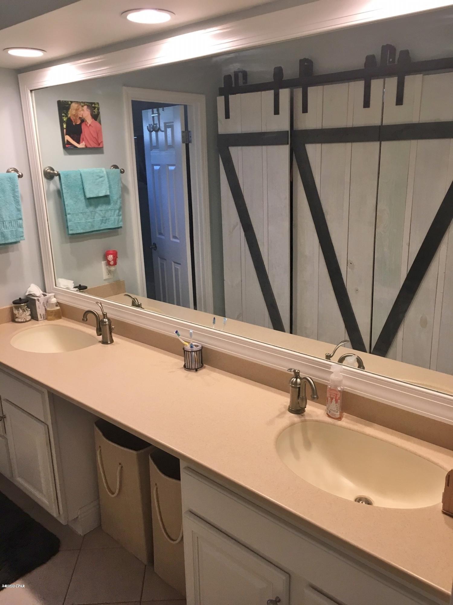 North Oaks - Residential