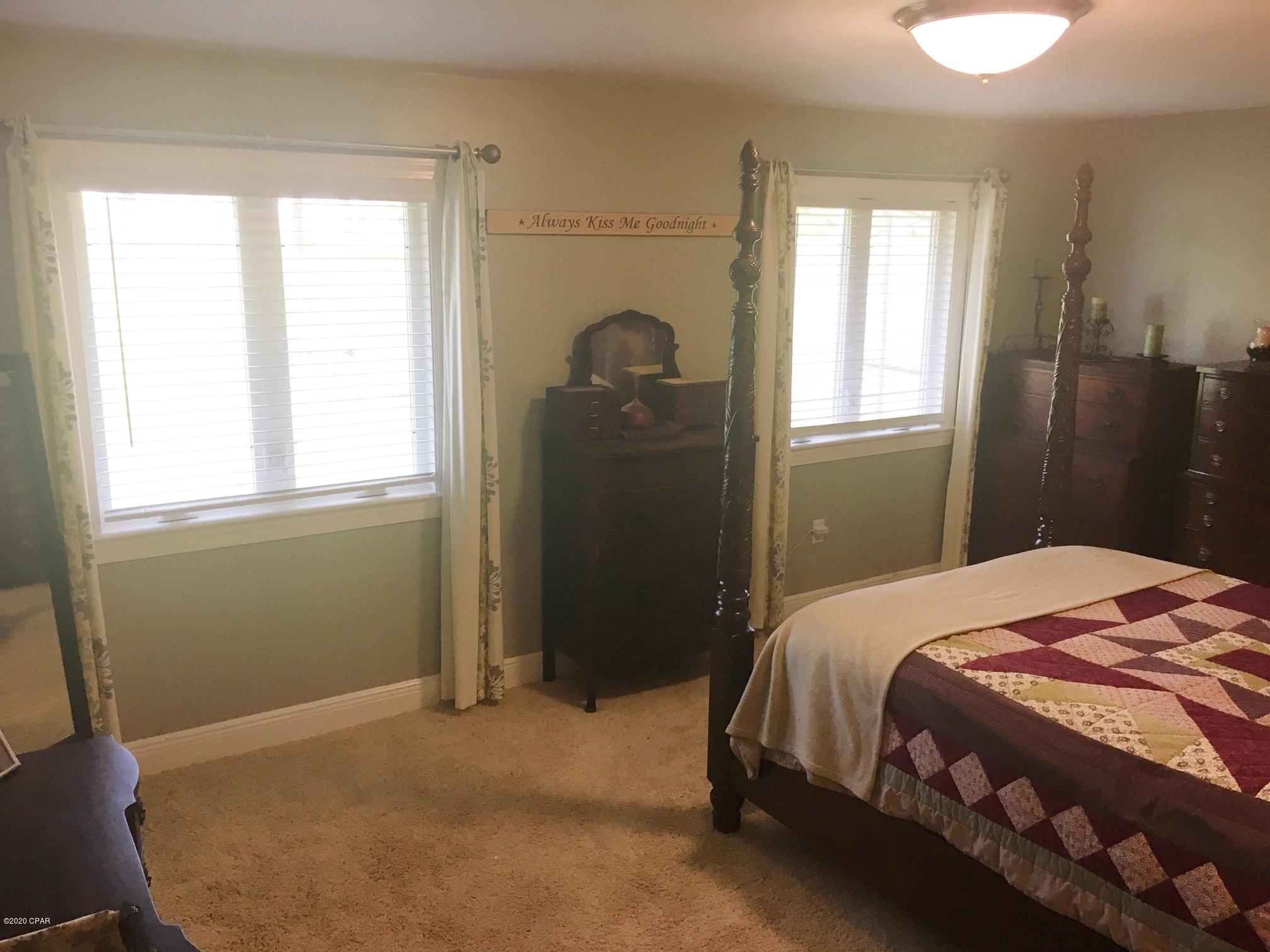 North Oaks - Residential