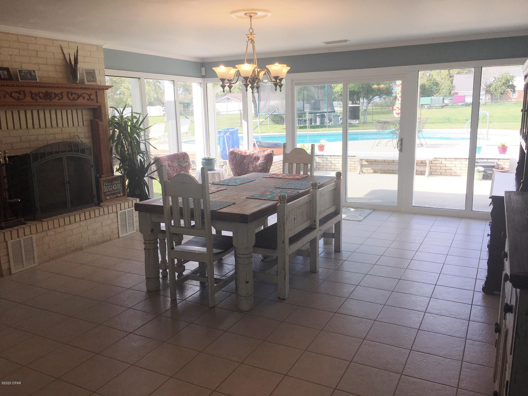 North Oaks - Residential