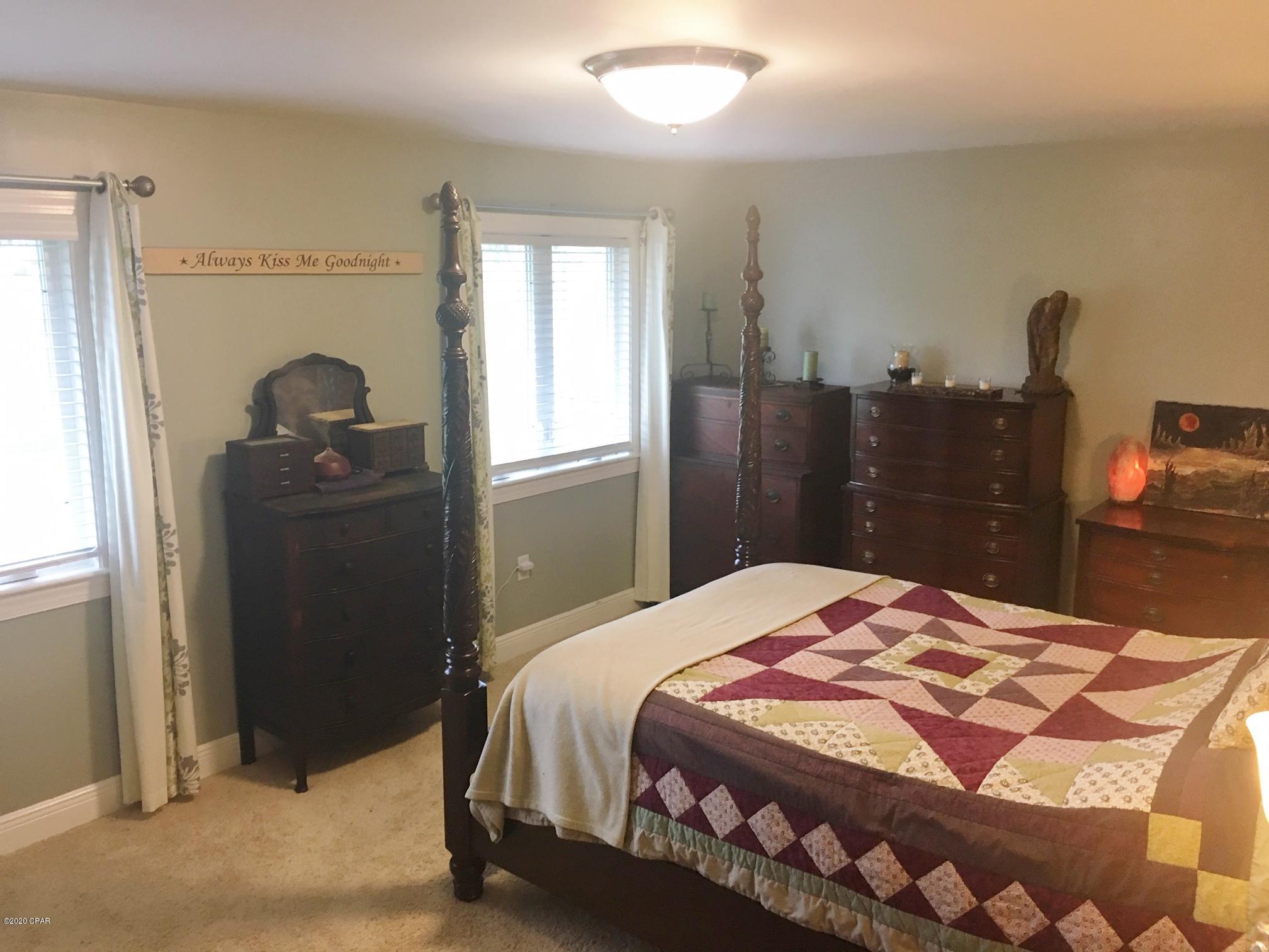 North Oaks - Residential